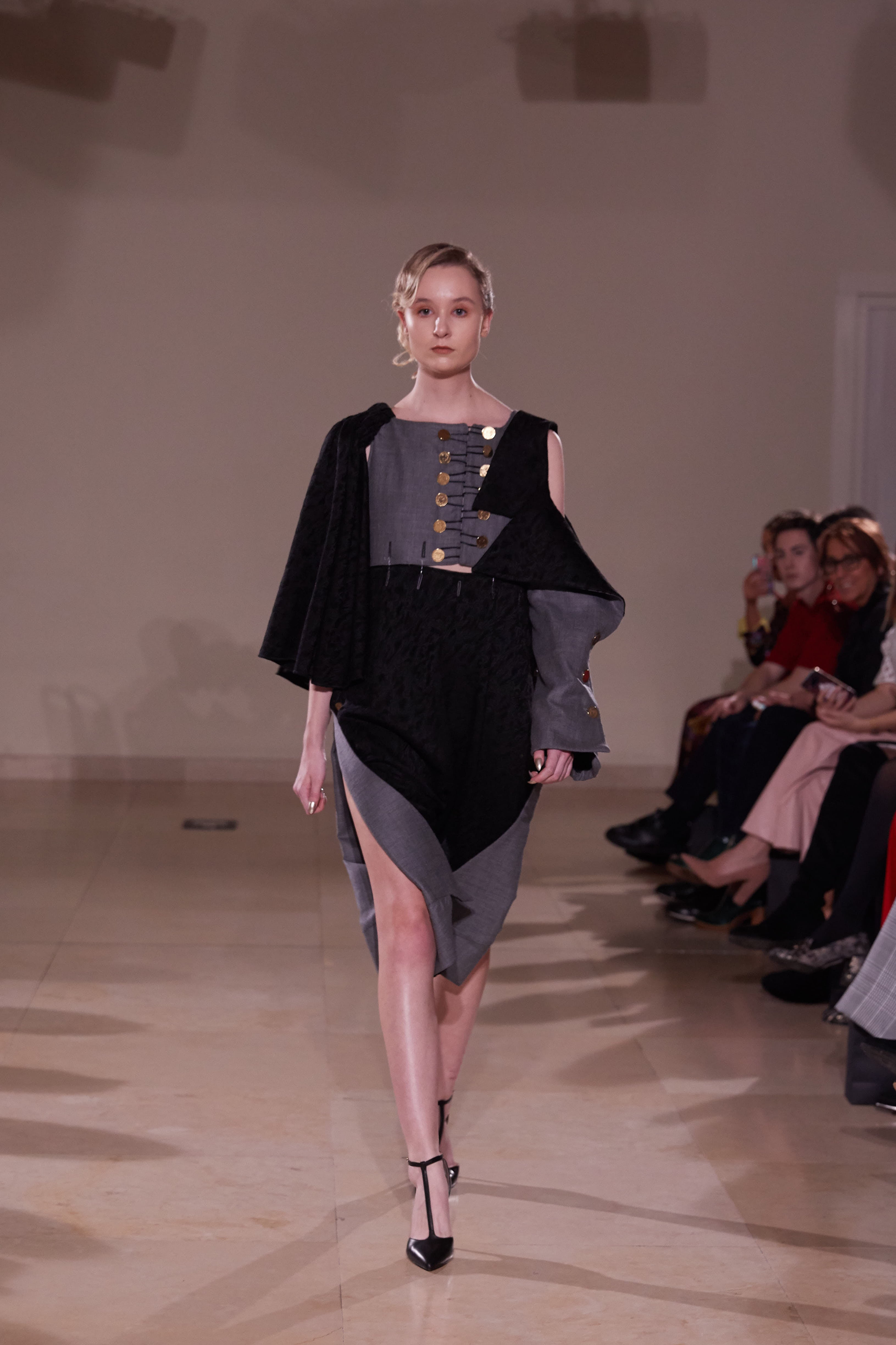 UNIQUE CUT TAILORED JUMPSUIT