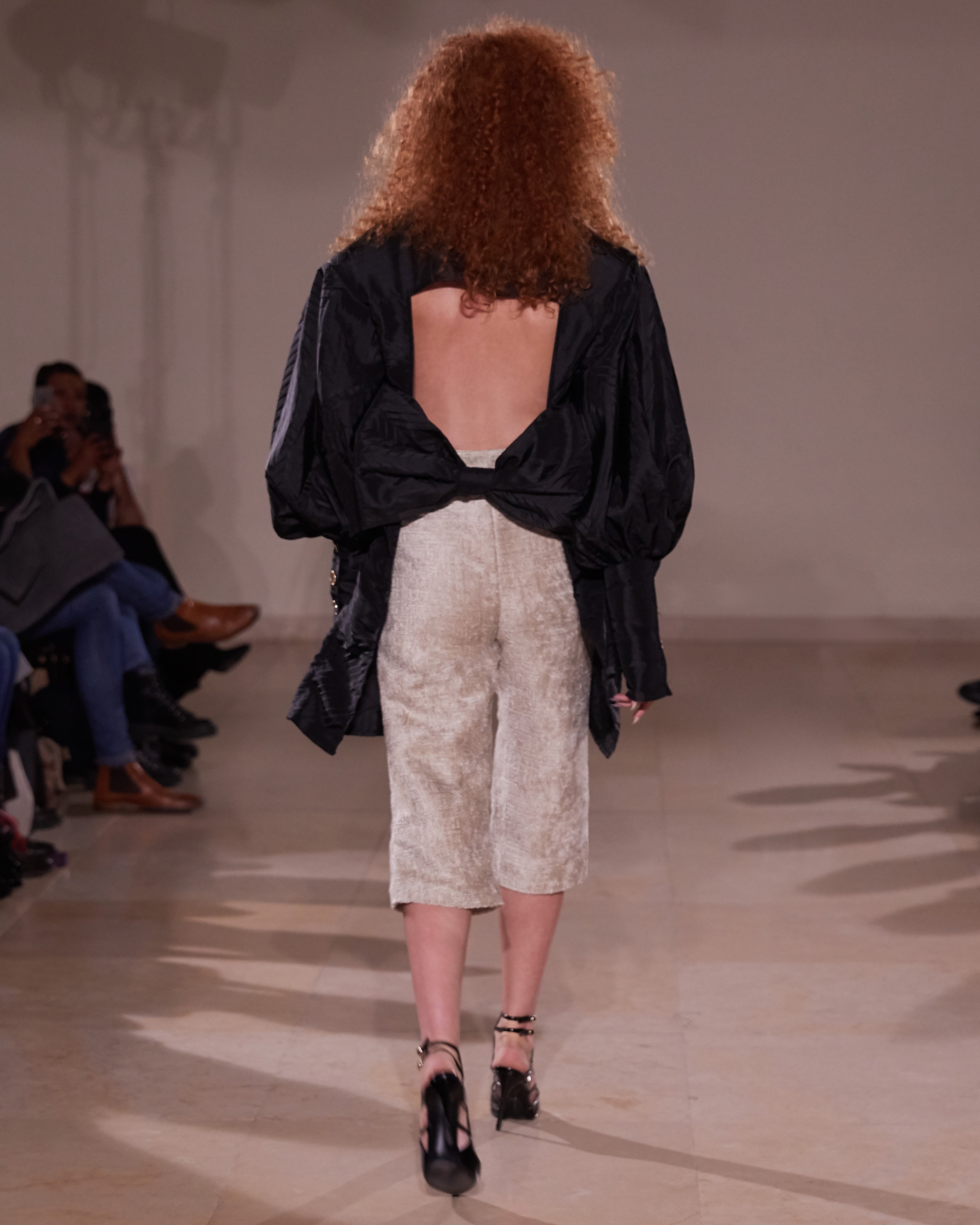 CROPPED CHENILLE TROUSERS