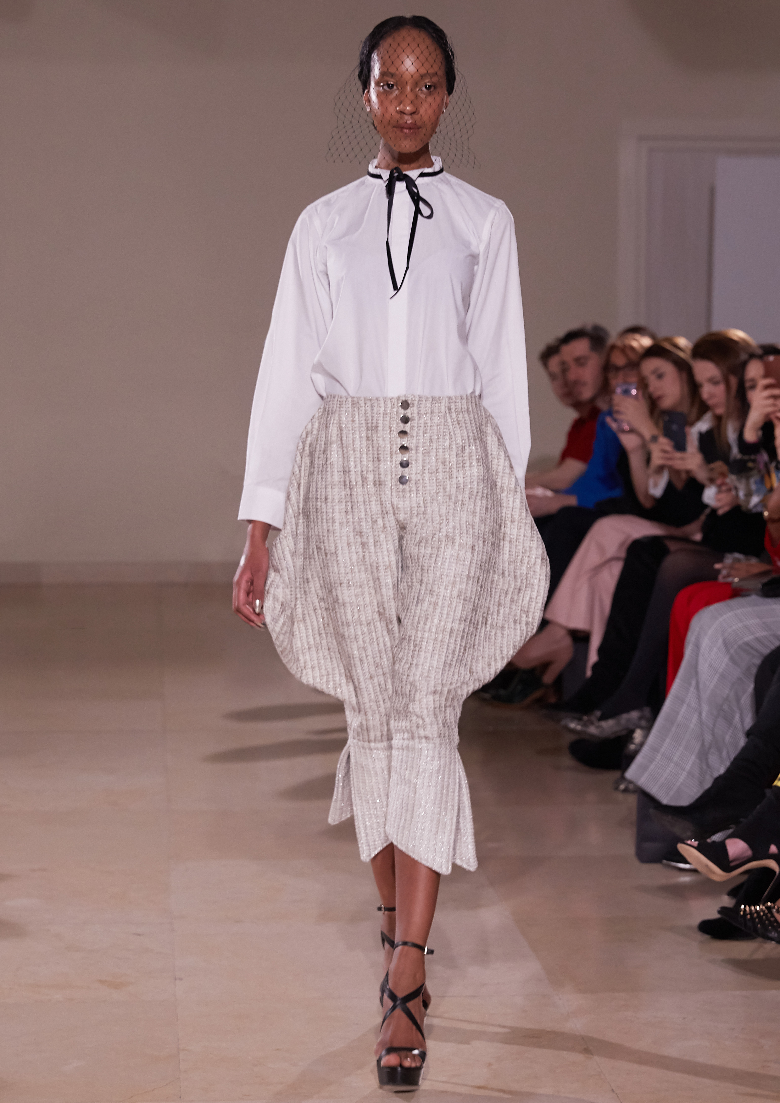 RIDERS CUT CUFF MIDI TROUSER