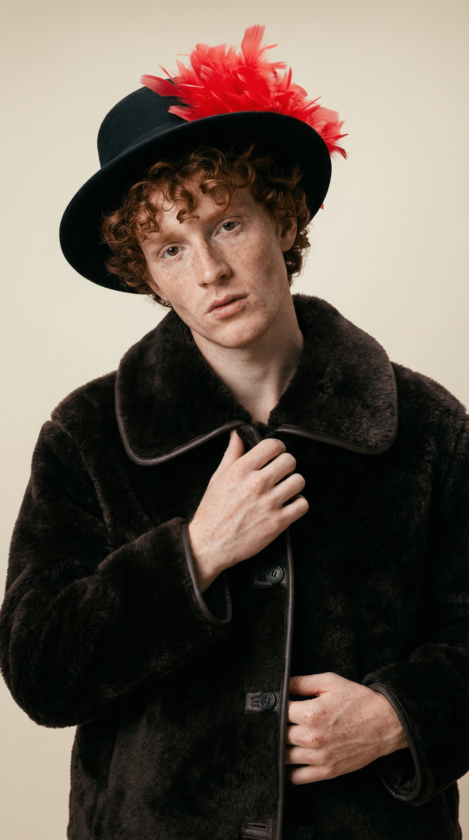 Red Feathered Black Gambler Hat