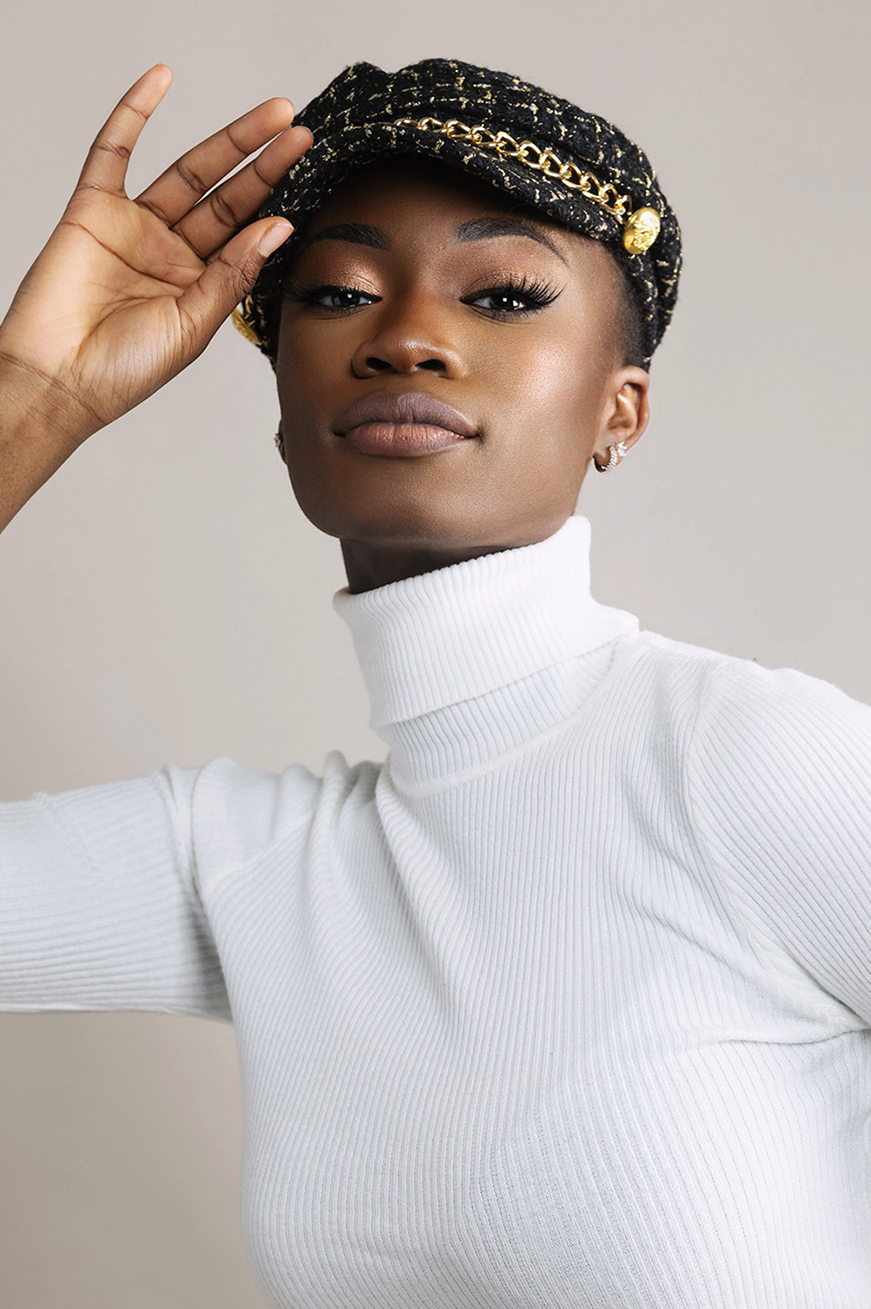 WHITE CASHMERE RIBBED SLIMFIT SWEATER