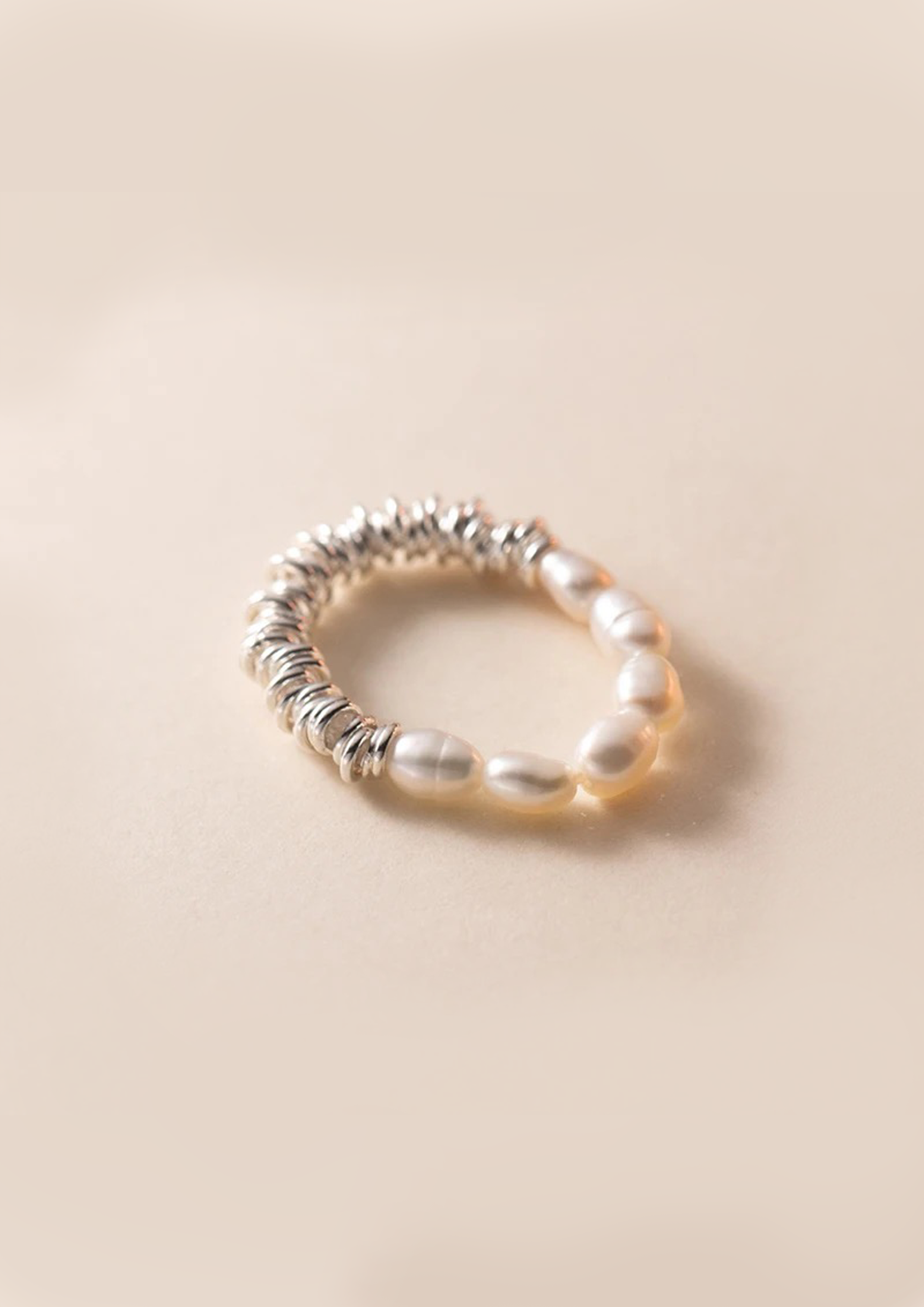 ELIZABETH PEARL RING