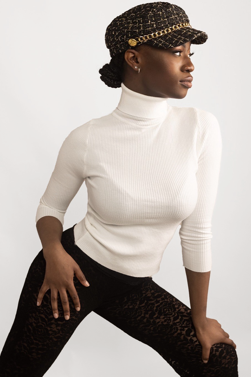 WHITE CASHMERE RIBBED SLIMFIT SWEATER