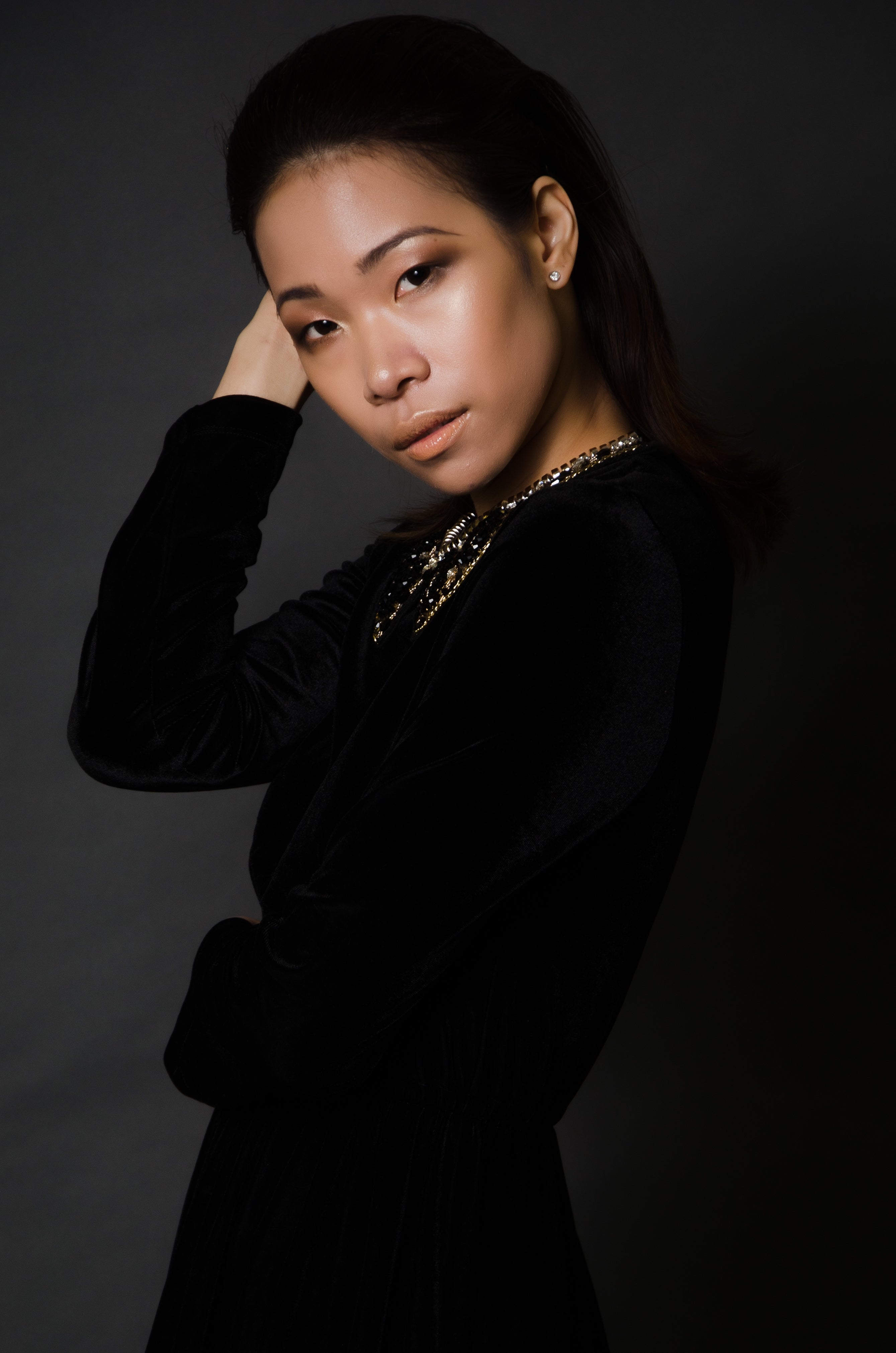 HAND EMBELLISHED PETERPAN COLLAR DRESS