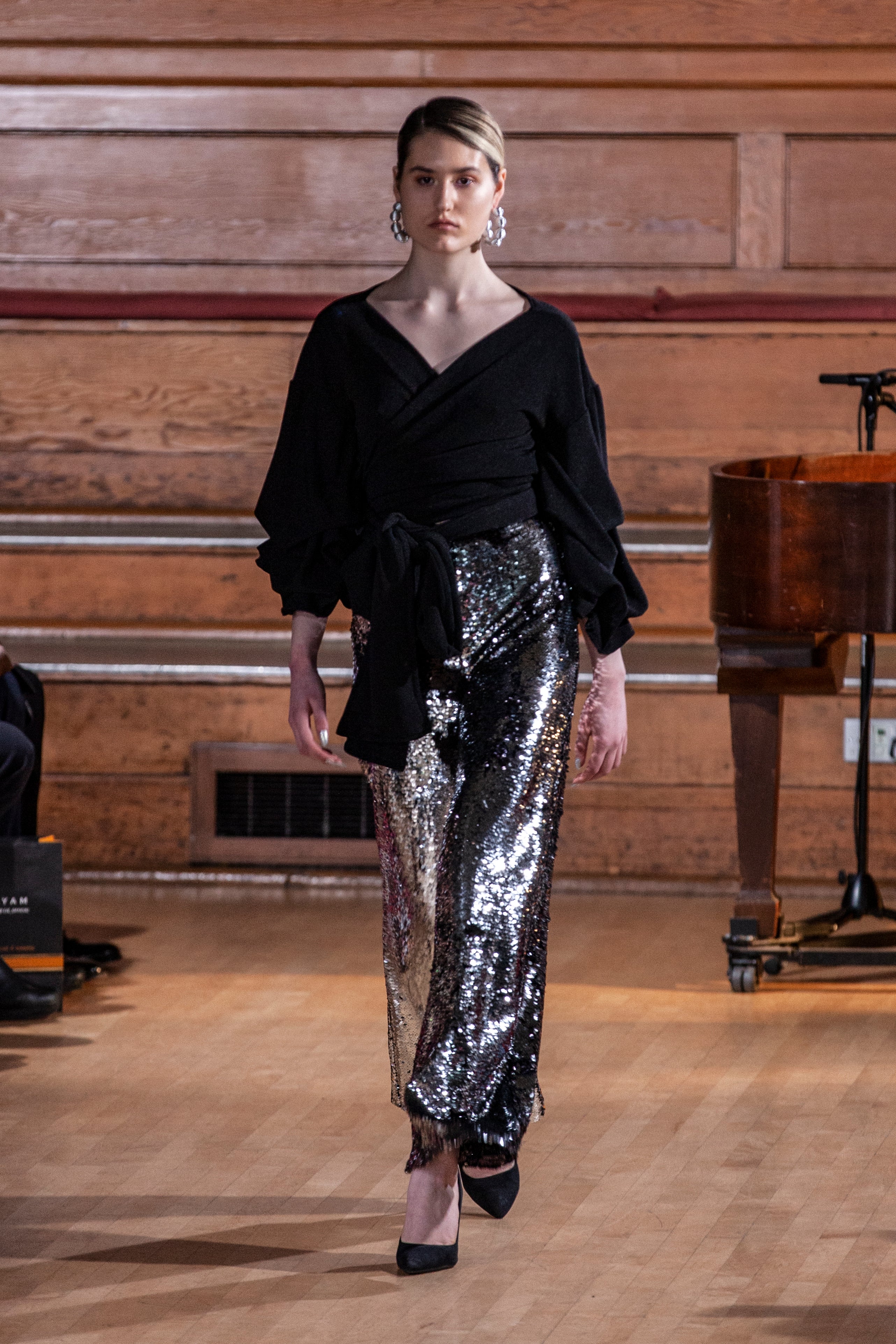 SILVER/BLACK SEQUIN EMBELLISHED TROUSER