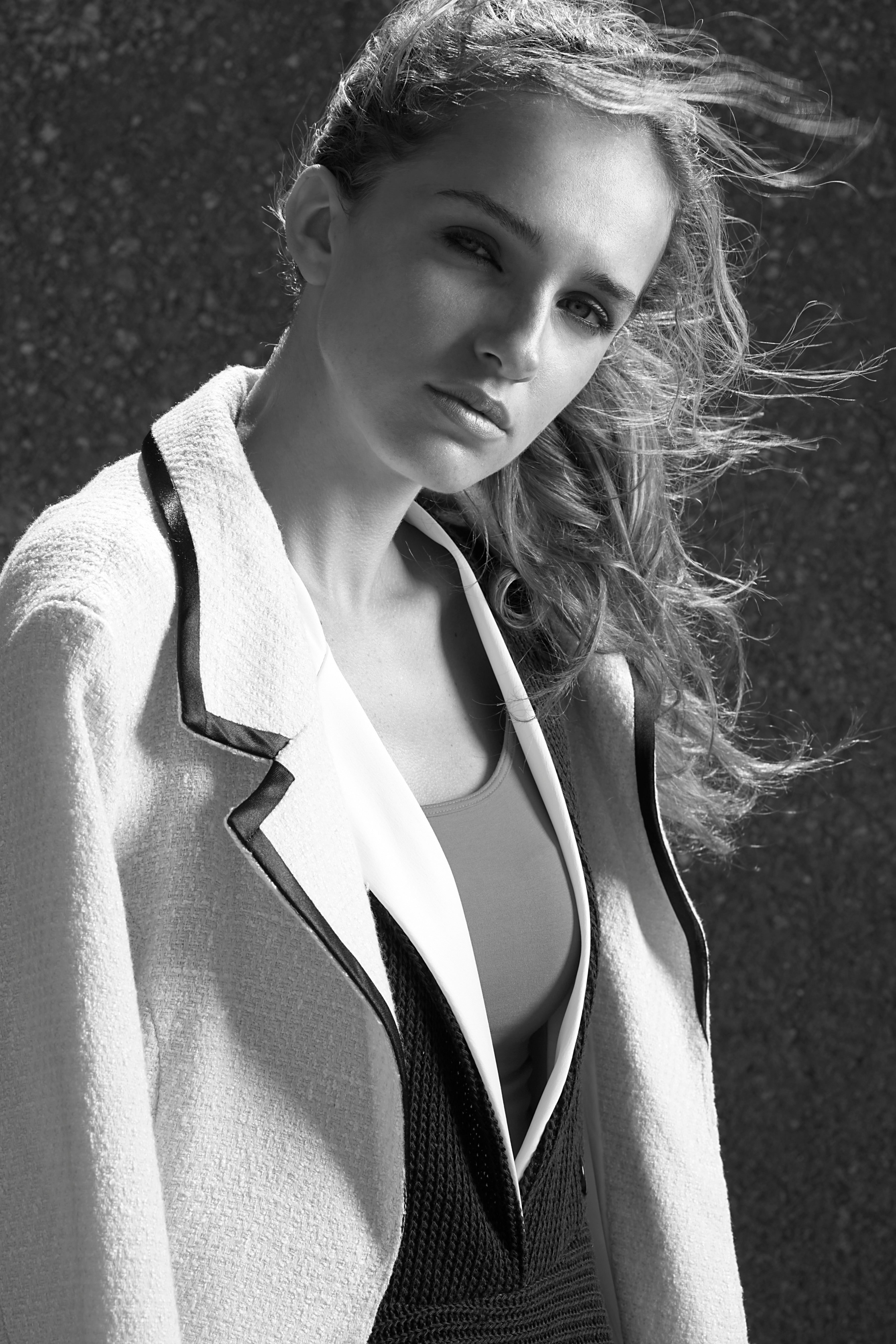 ASYMMETRIC NOTCHED COLLAR COAT