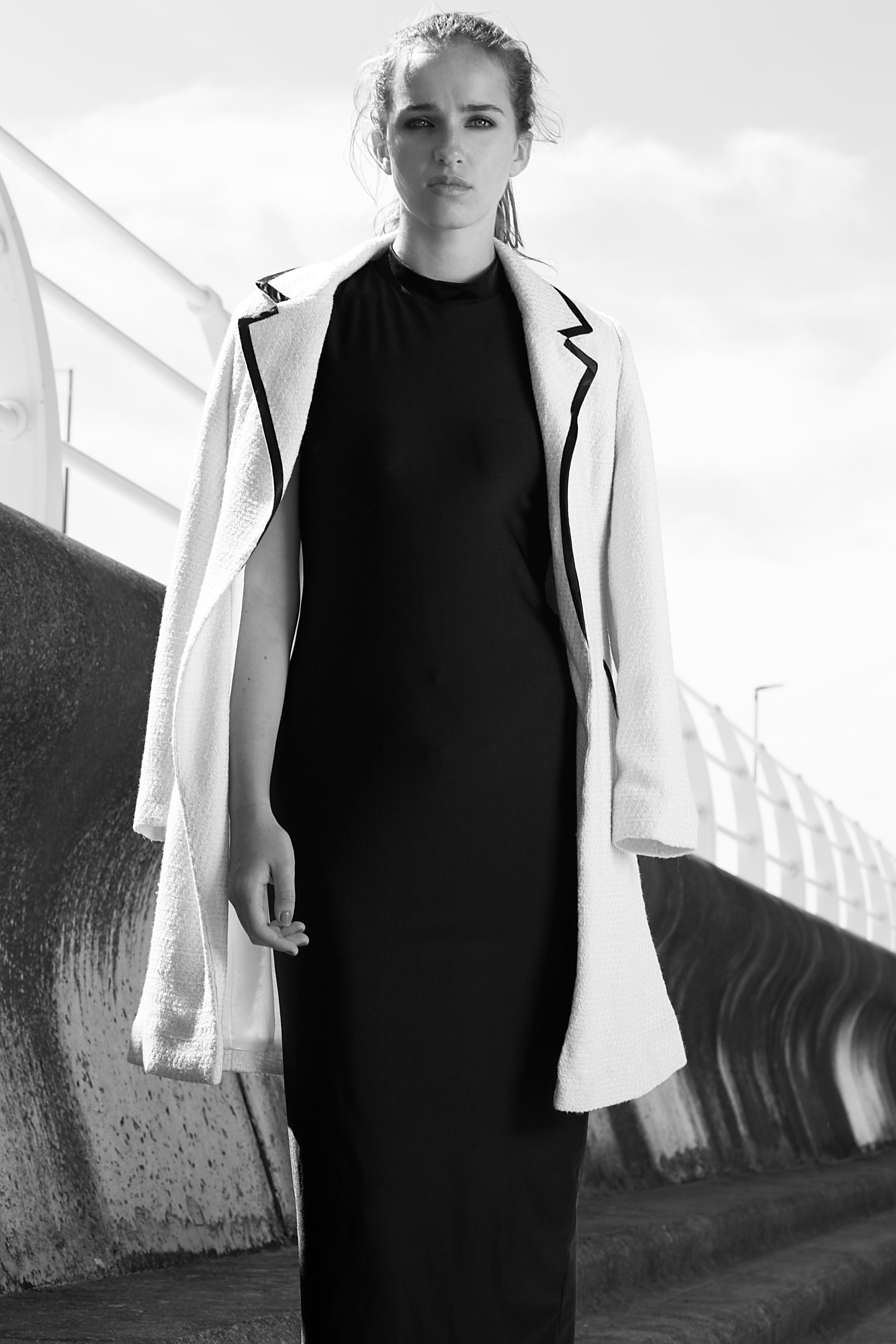 SLEEVELESS MAXI DRESS