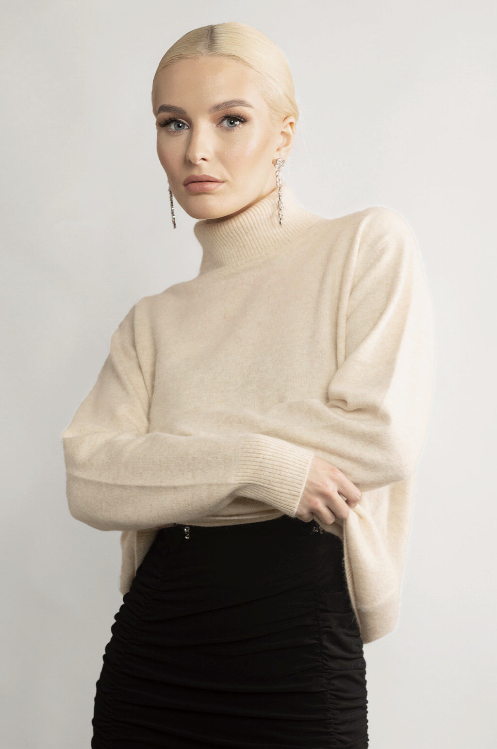 MINK CASHMERE TURTLENECK SWEATER