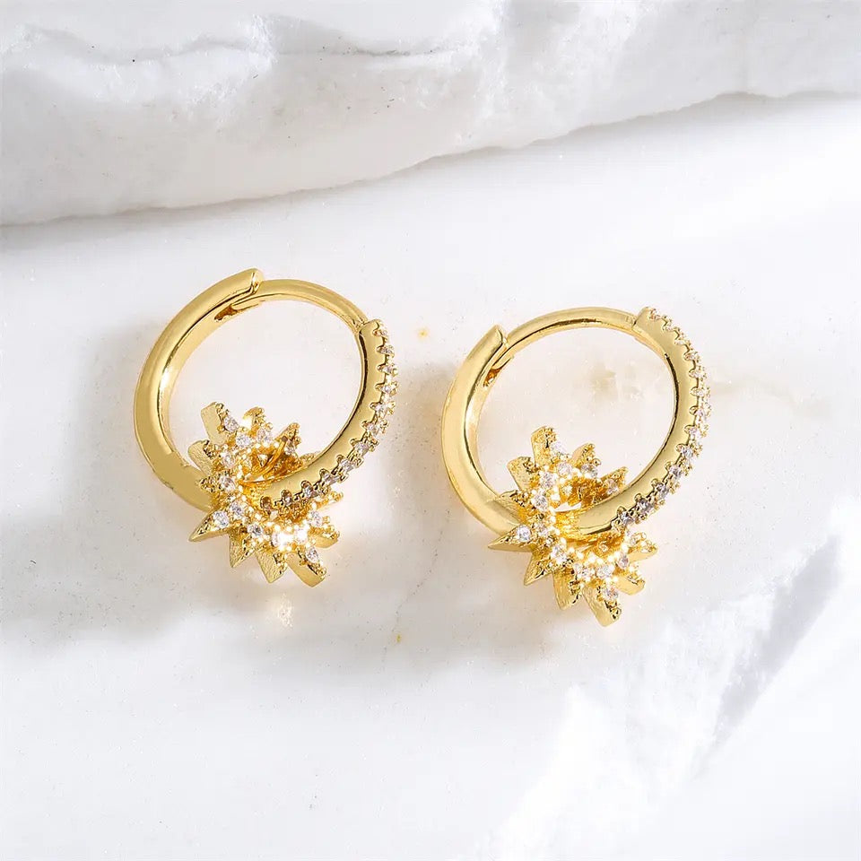 BRAYDEE STAR EARRINGS