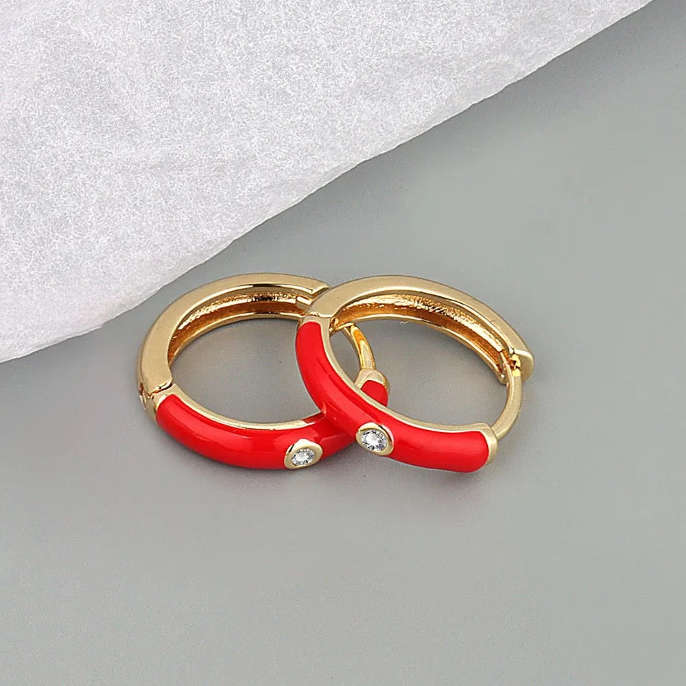 ELOISE HUGGIE EARRINGS