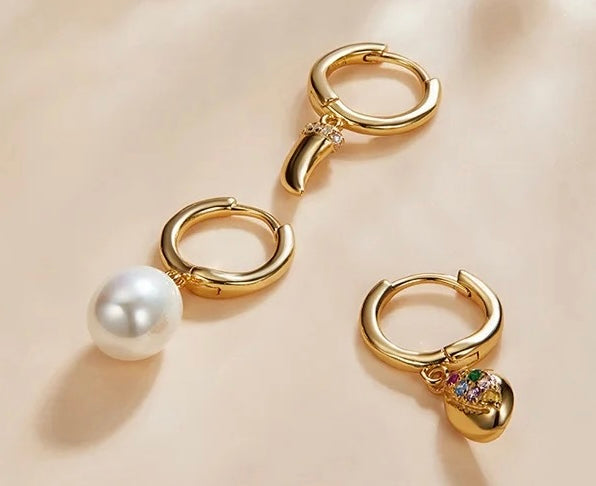 GEMMA HUGGIE EARRING