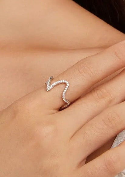 ELLA ABSTRACT RING