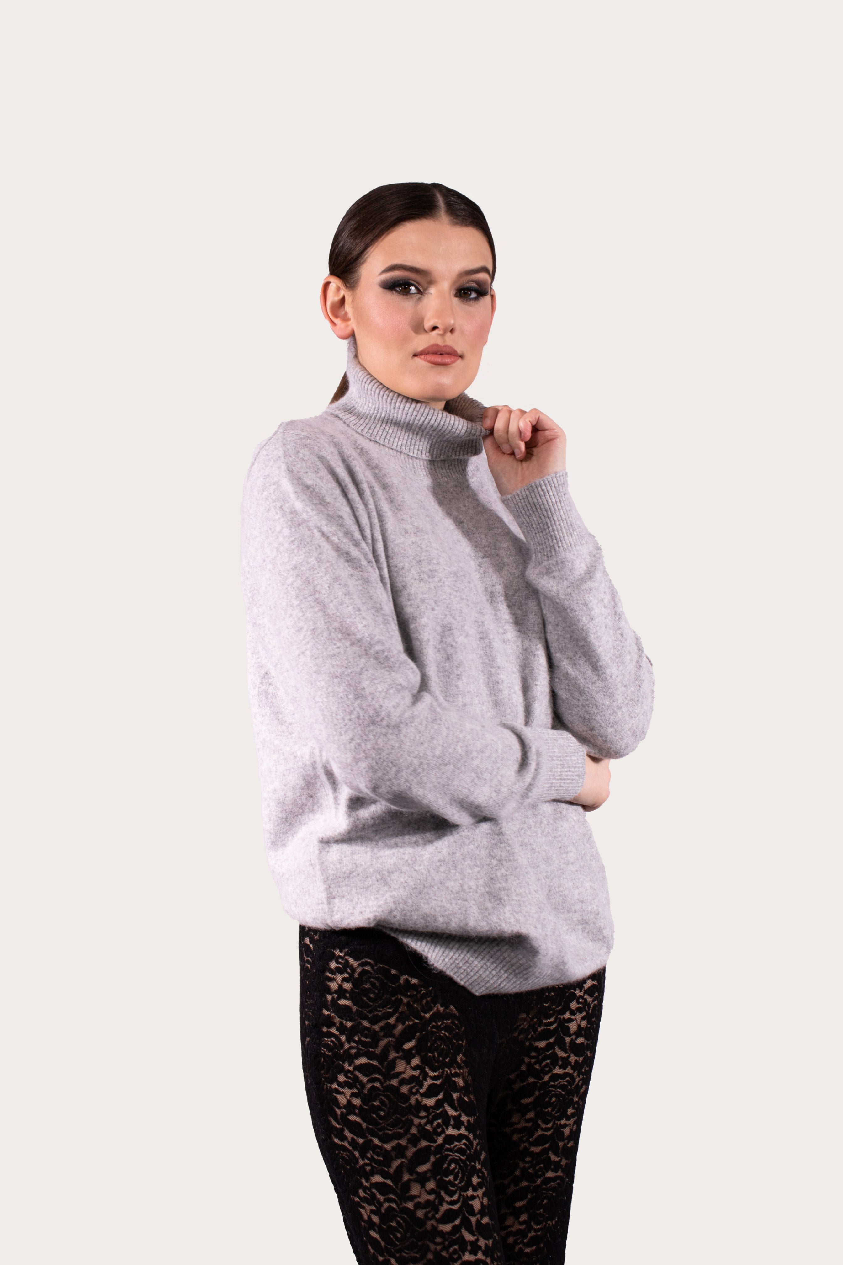MINK CASHMERE TURTLENECK SWEATER GREY