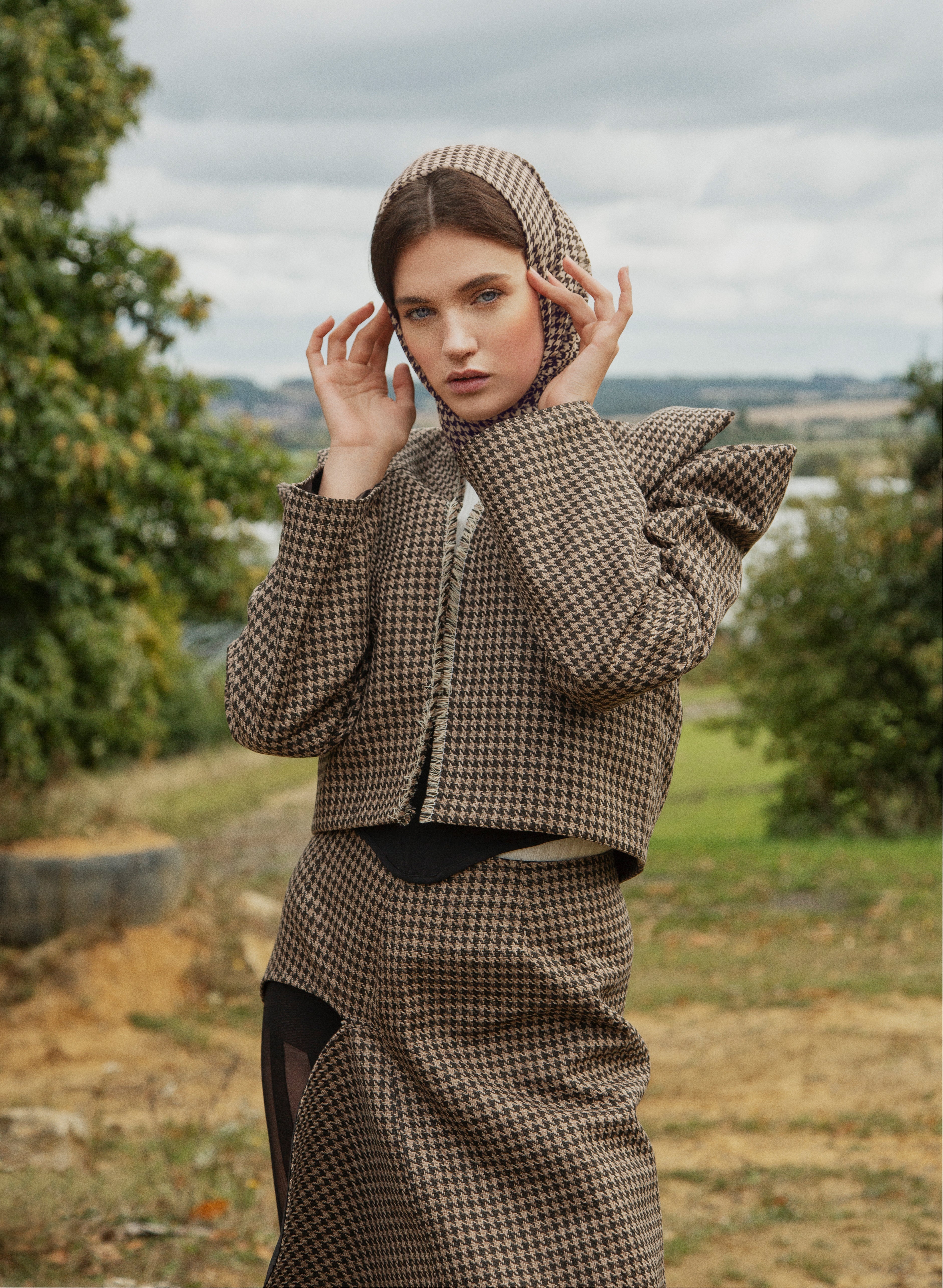 UNIQUE CUT EMPOWERING JACKET