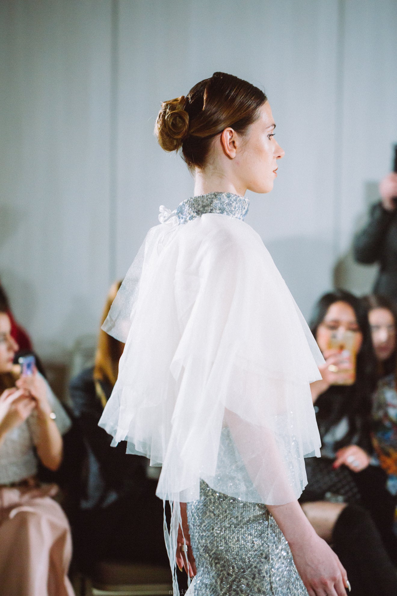 TULLE LAYERED NECK TIE TOP