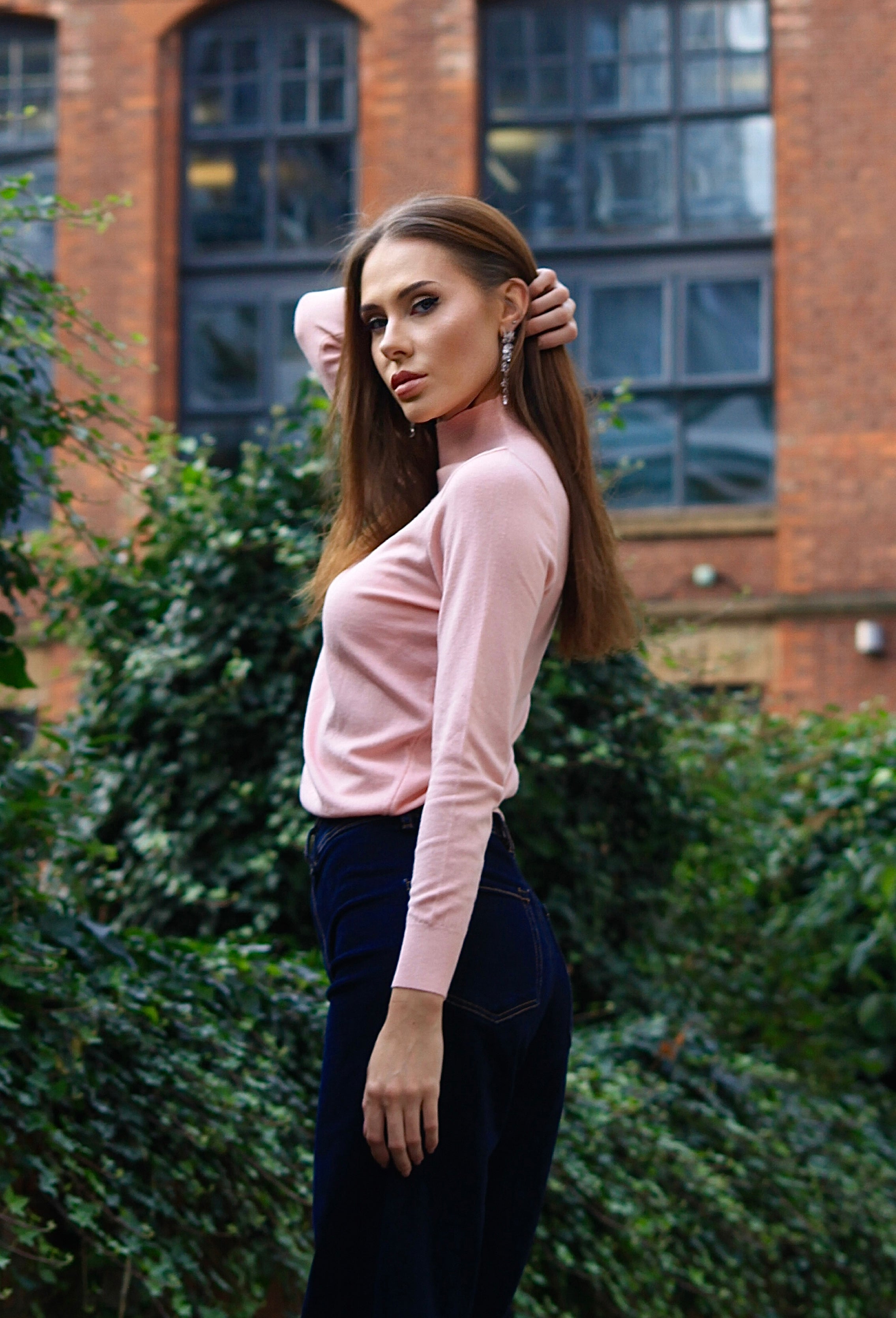 CASHMERE SLIM FIT SWEATER