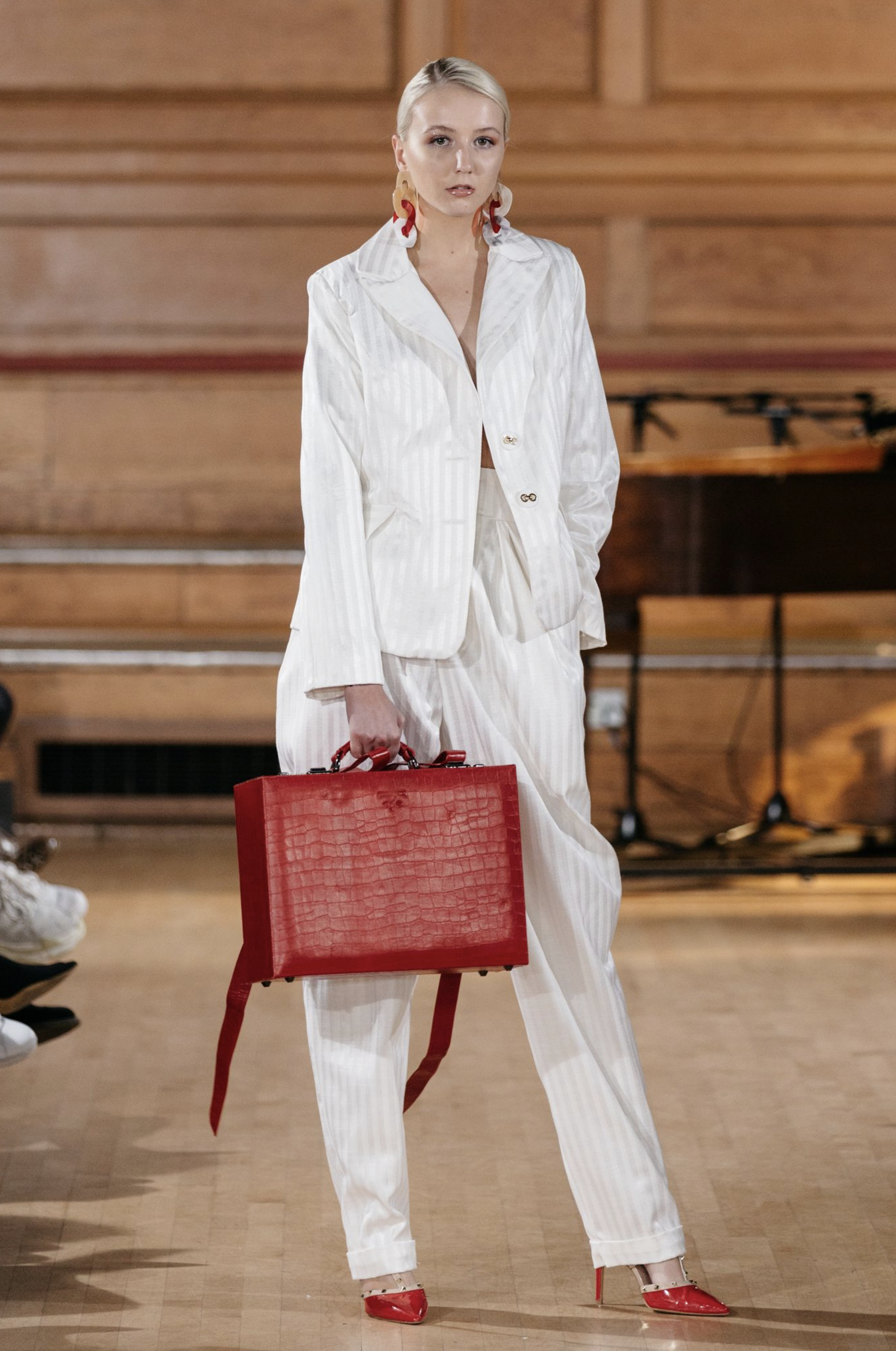 STRIPED TAILORED IVORY SUIT JACKET