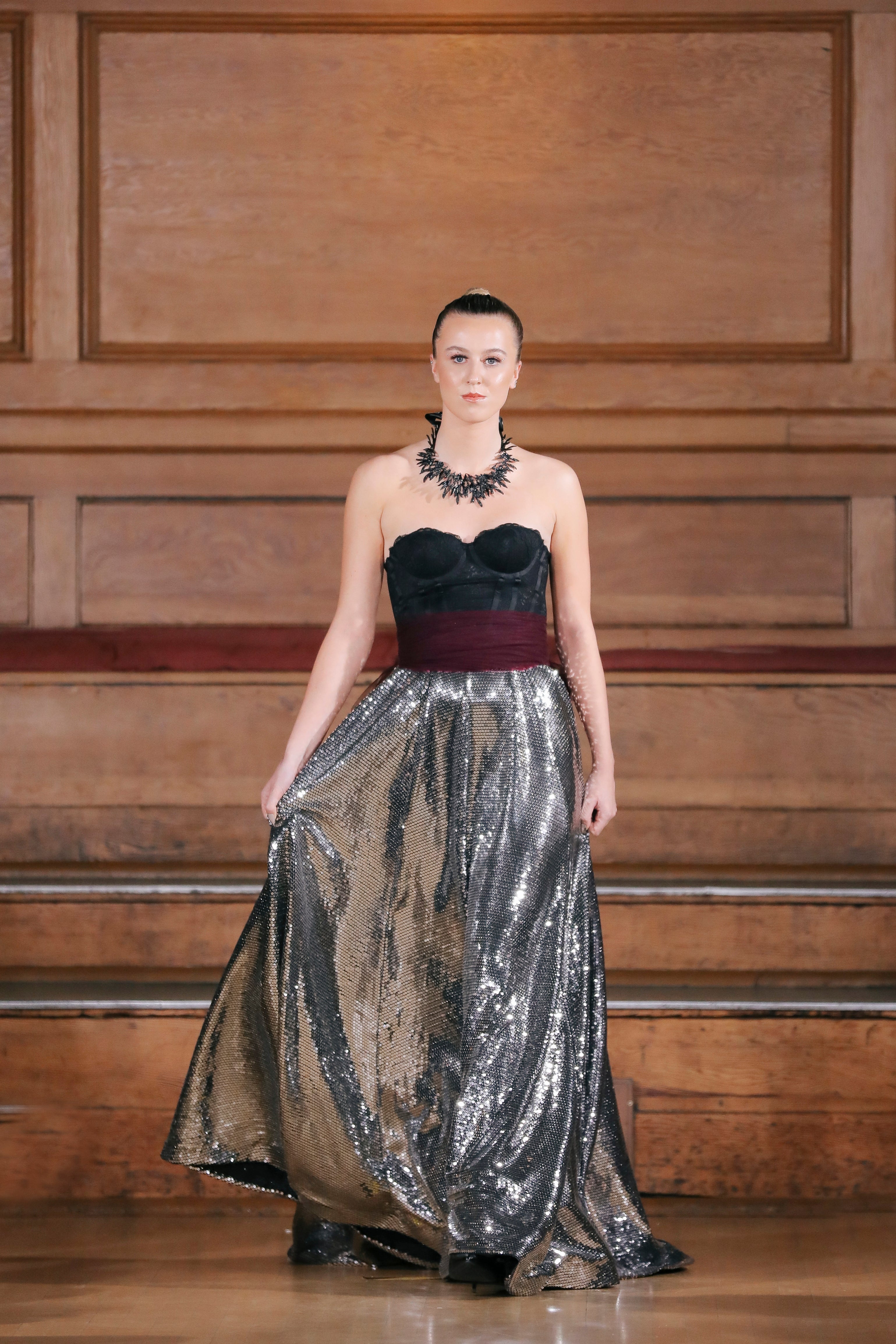 SILVER SEQUIN EMBELLISHED SKIRT