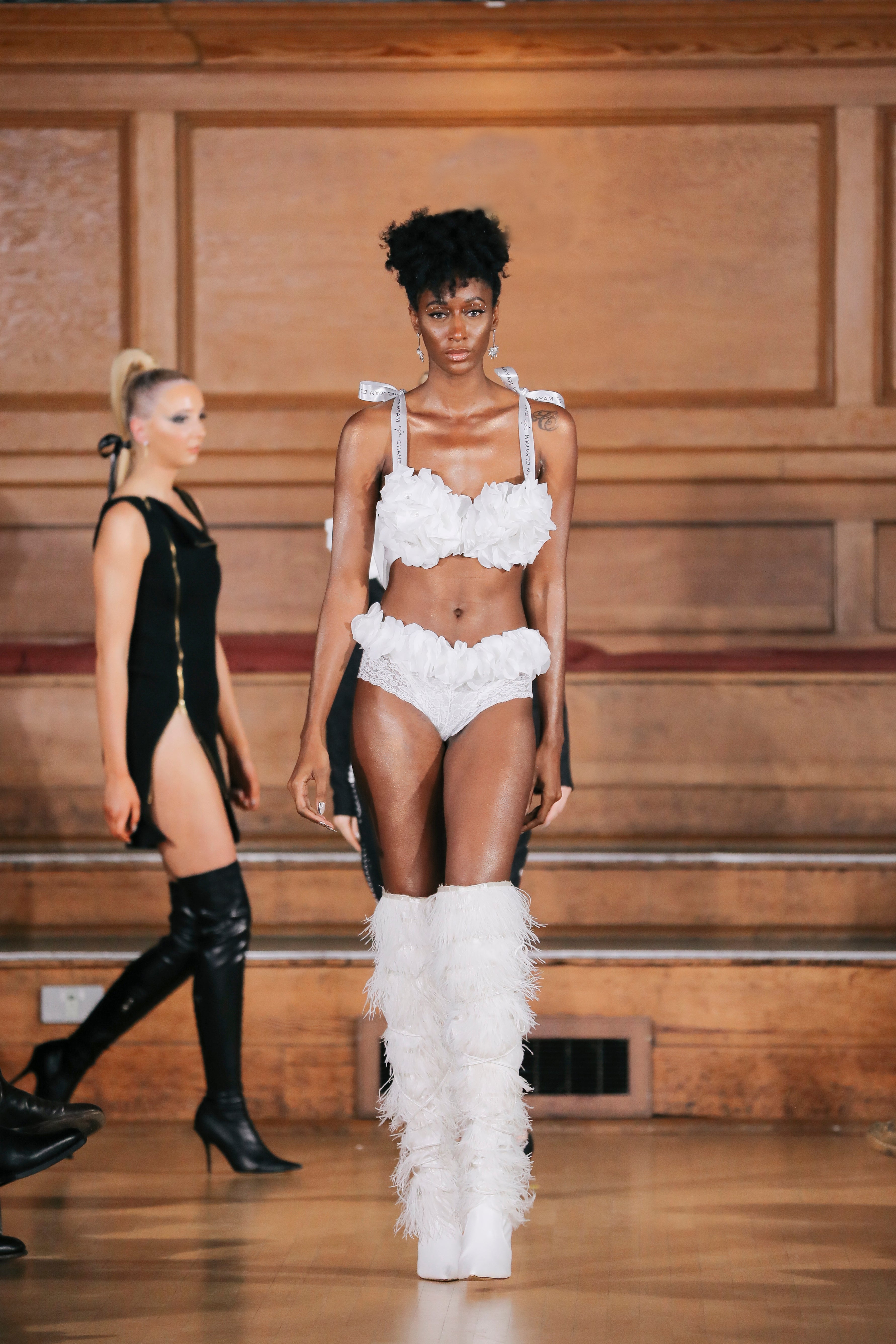 FLORAL HAND EMBELLISHED LINGERIE SET