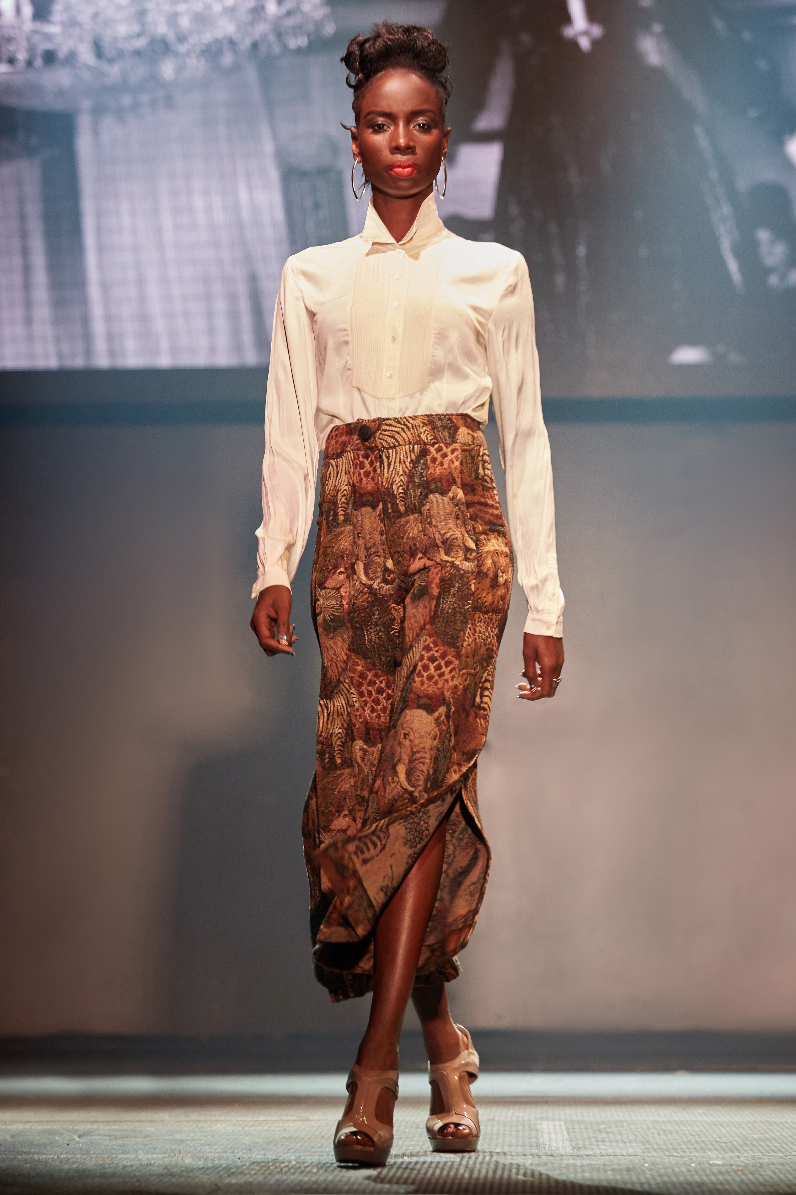 MIDI ANIMAL WEAVED TROUSER