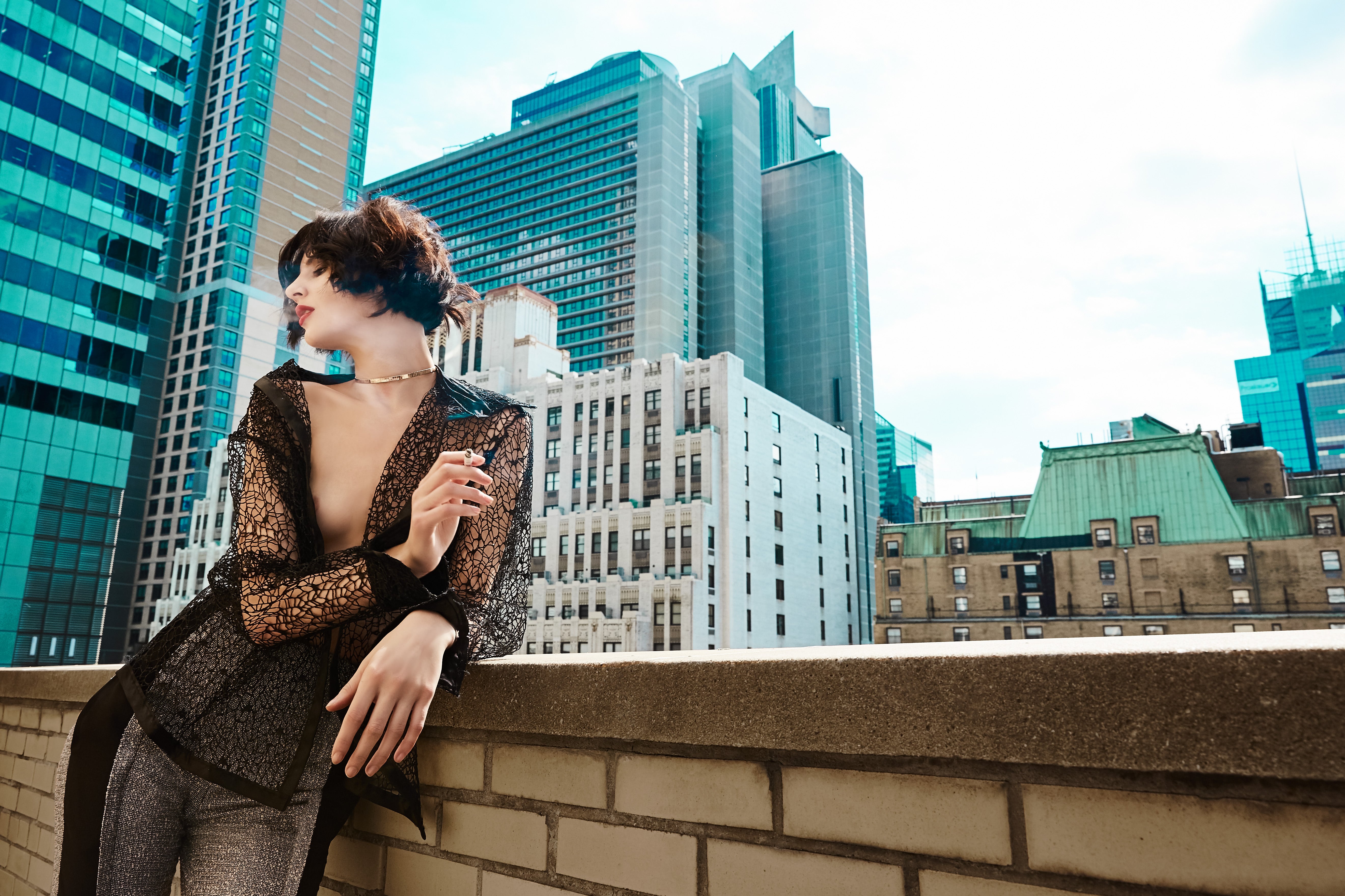 3D GLITTER MESH SHIRT