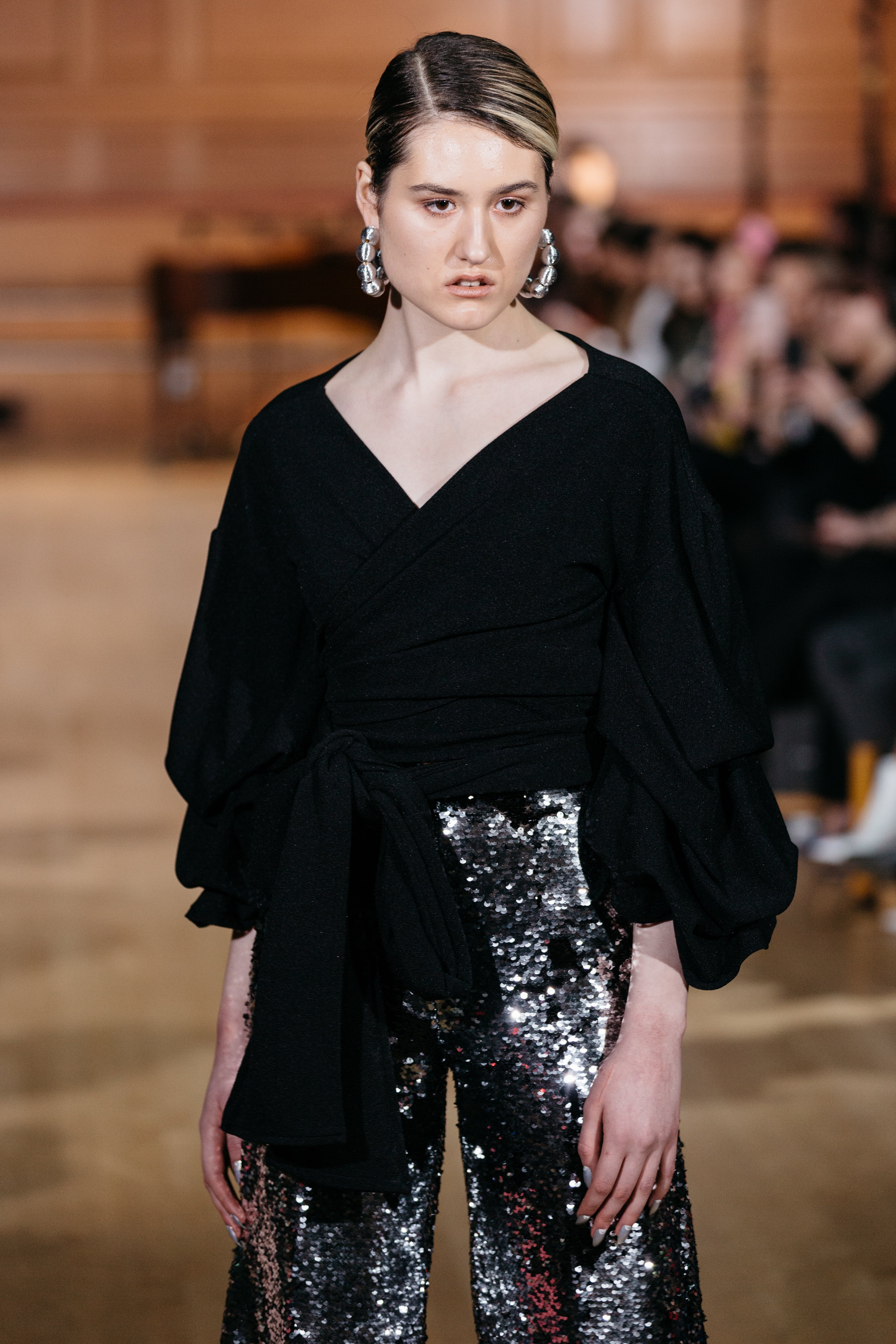 BLACK RUCHED SLEEVE WRAP TOP