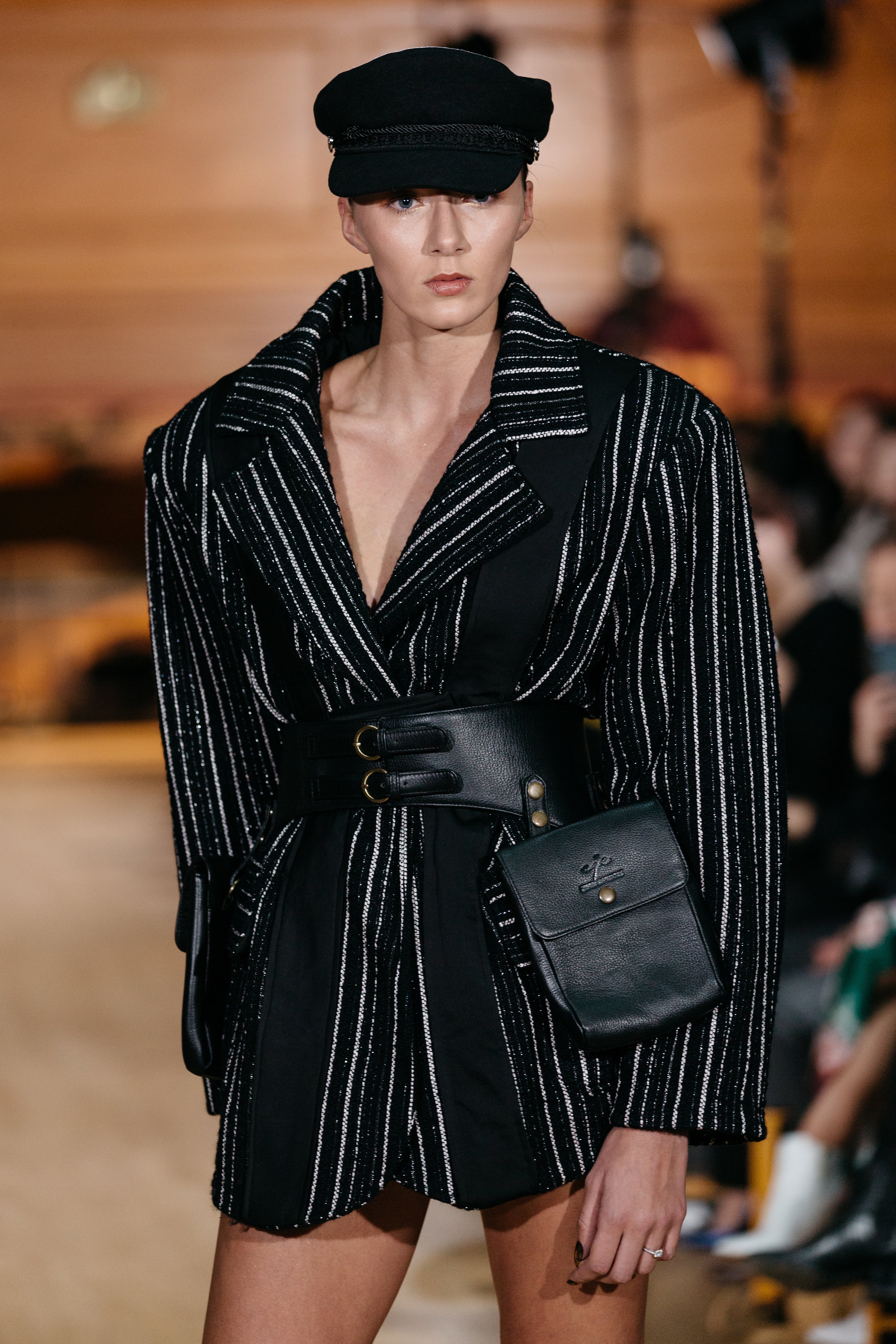 LEATHER BUCKLED BELT BAG