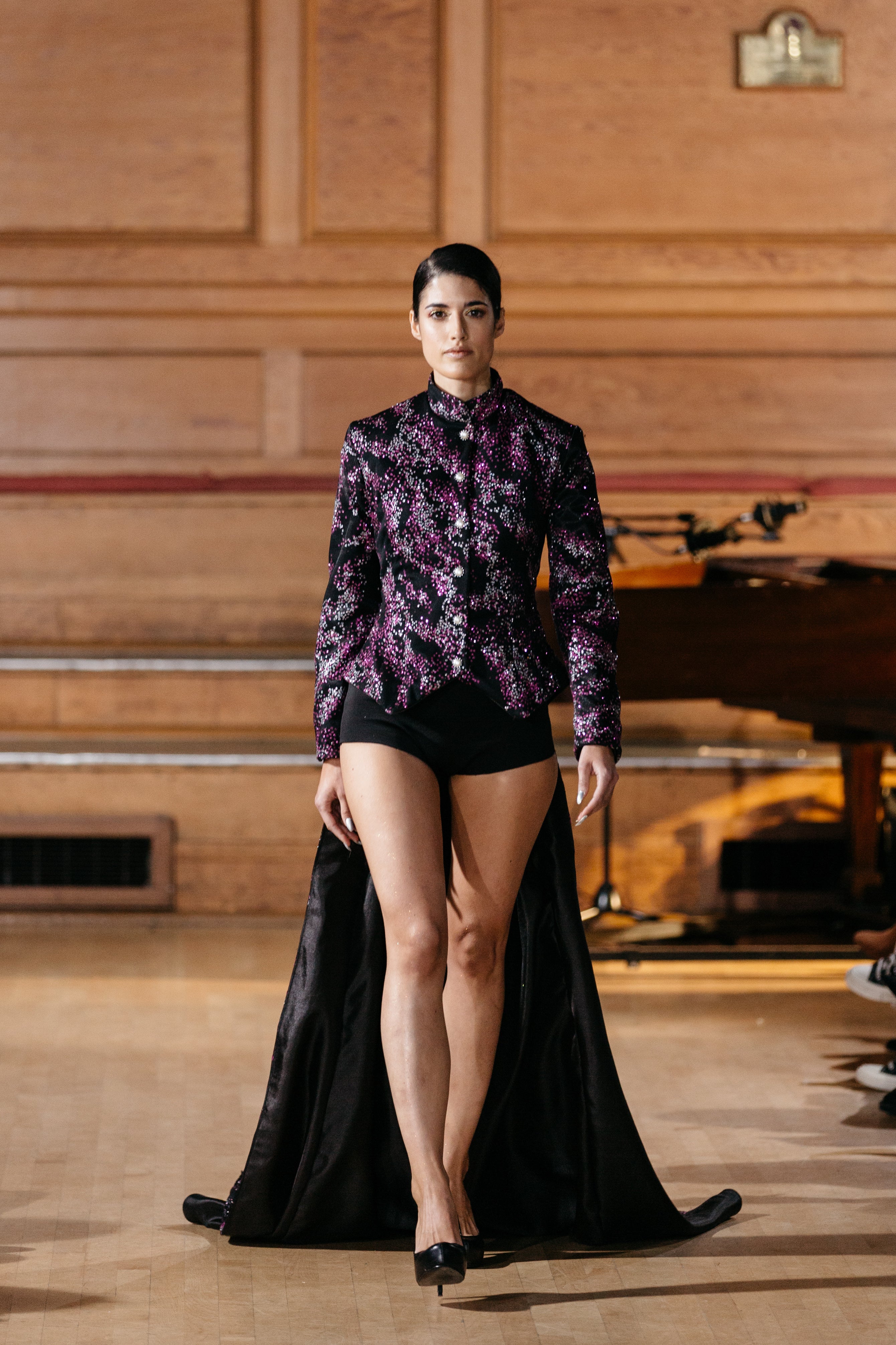 TAILORED TRAIN JACKET