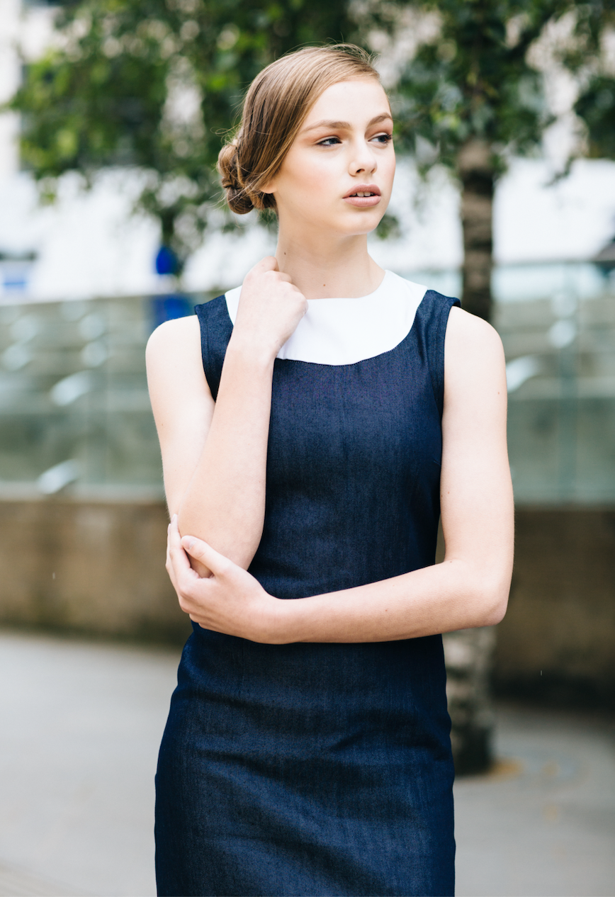 FITTED SLEEVELESS DENIM DRESS