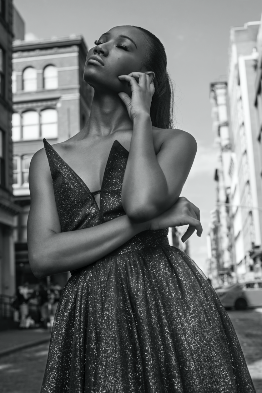 ASYMMETRIC STRAPLESS GLITTER DRESS