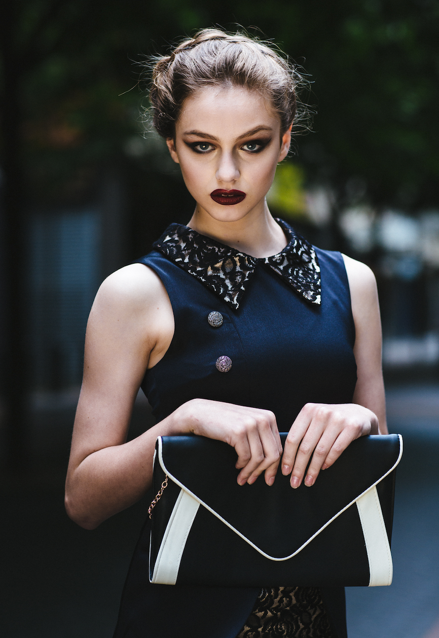 FITTED SLEEVELESS PEPLUM DRESS