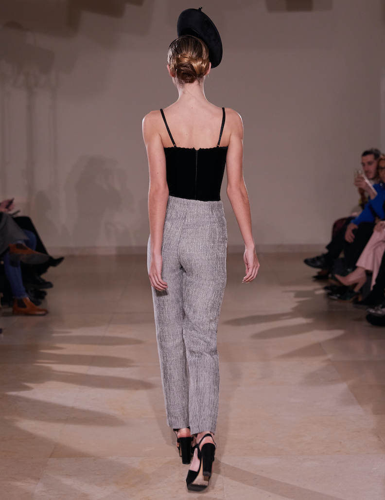 STRAIGHT LEG TROUSER