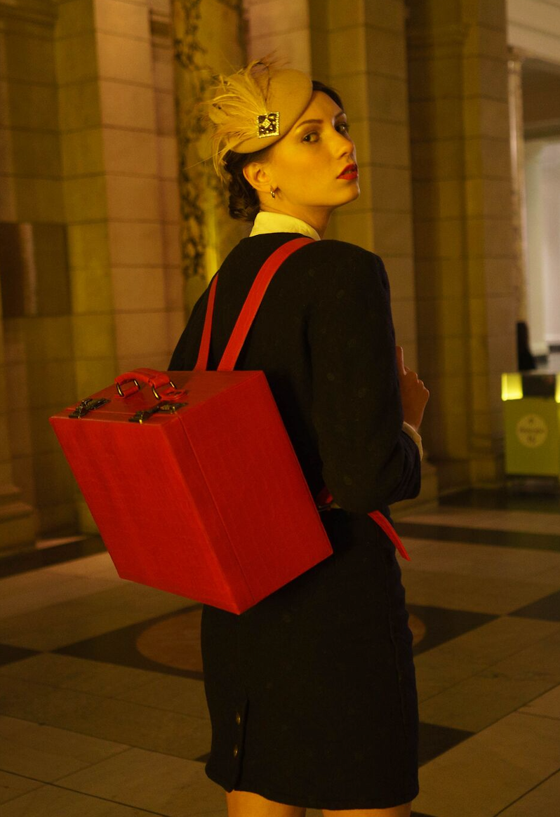 LEATHER BRIEFCASE BACKPACK