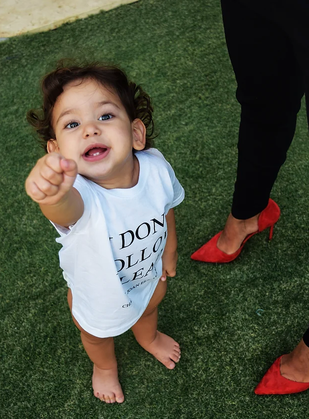 I DONT FOLLOW I LEAD CHILDRENS T-SHIRT