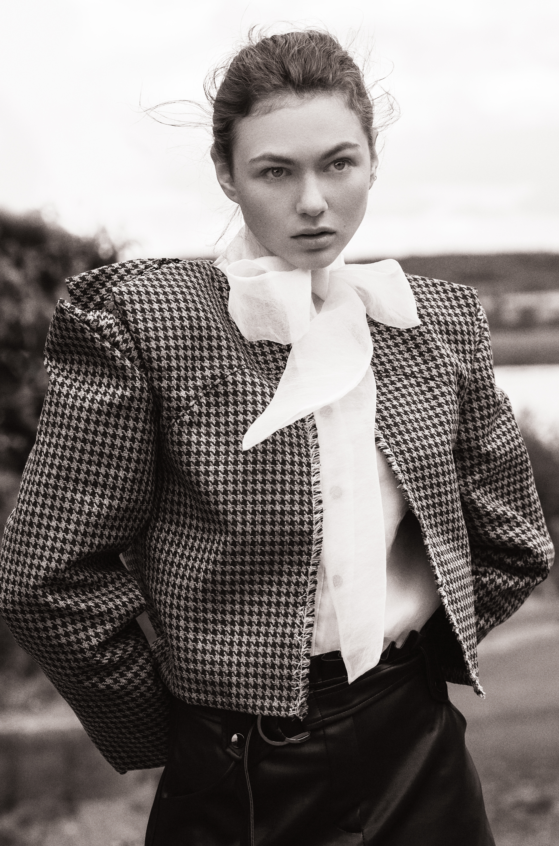 UNIQUE CUT EMPOWERING JACKET