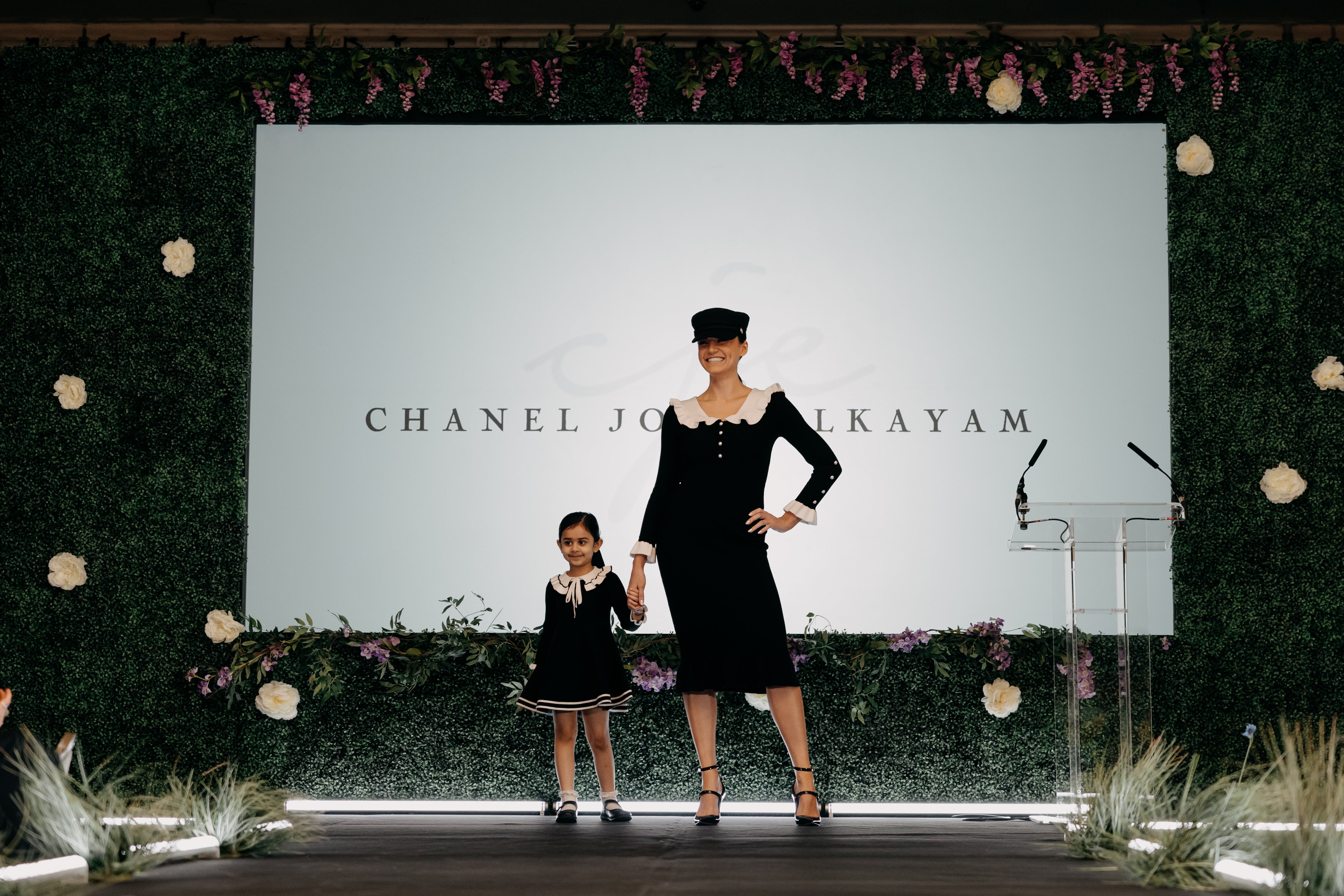 RUFFLED DETAILED KNITTED DRESS