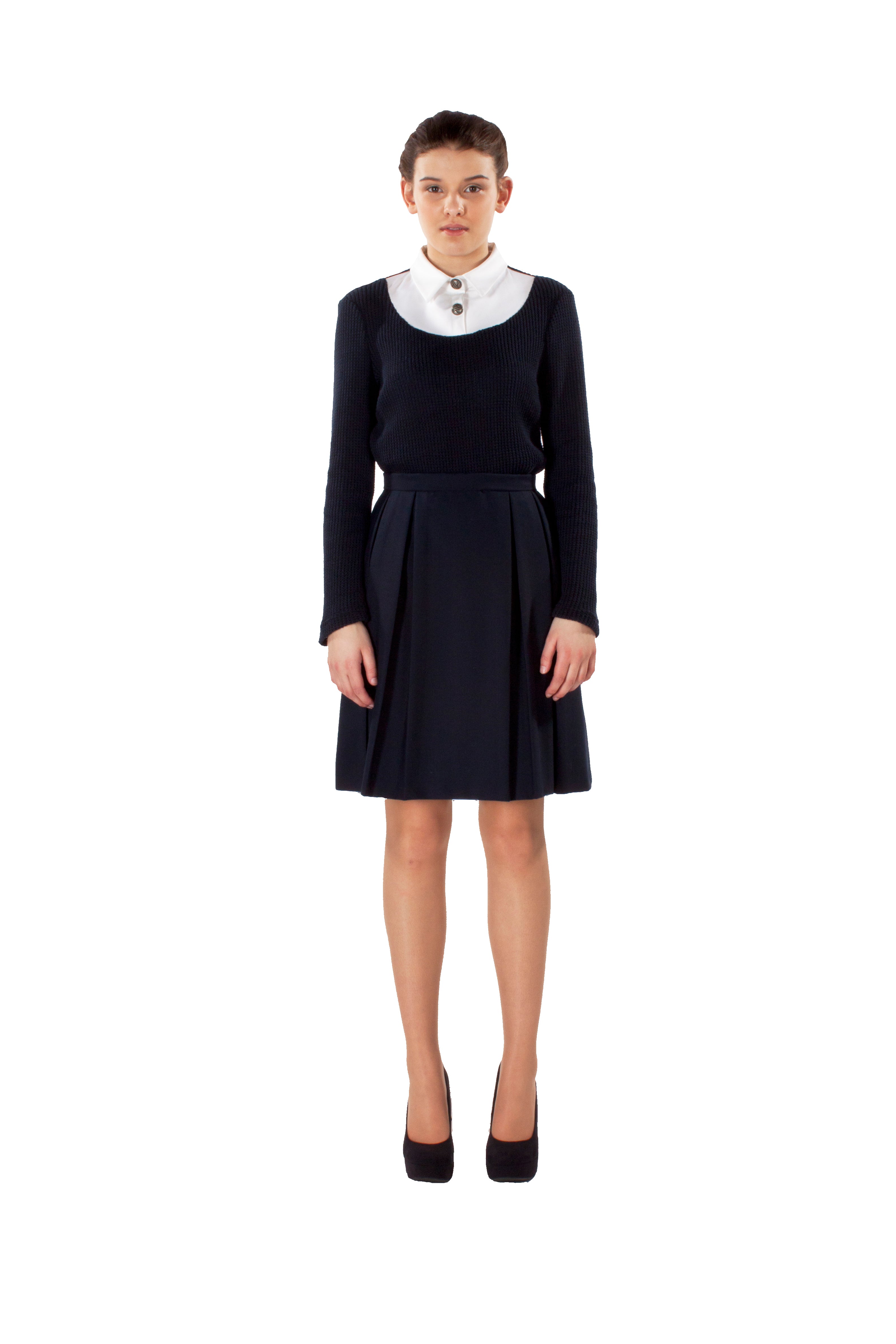 TRADITIONAL COLLAR KNITTED SWEATER