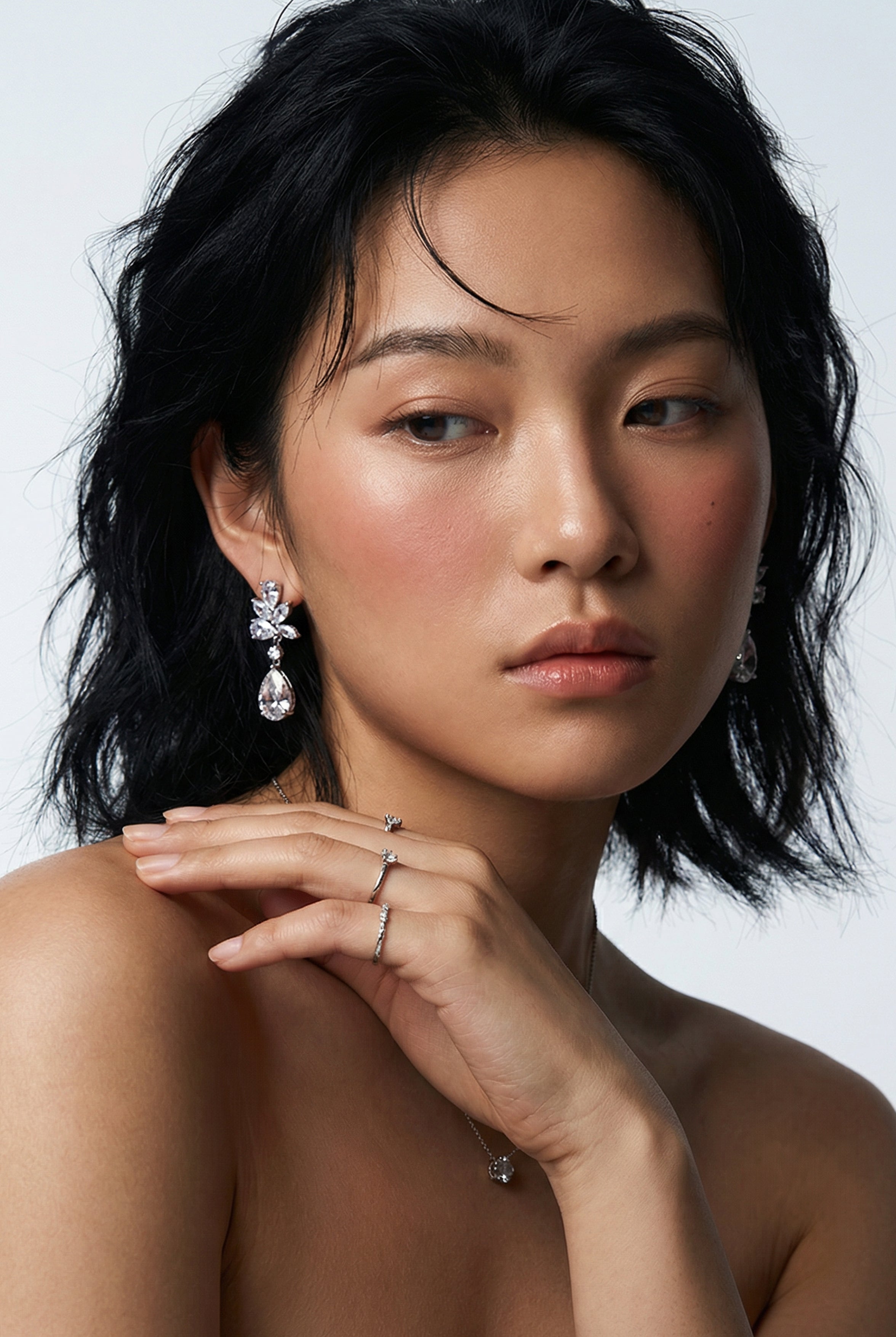 VANESSA DROP EARRINGS