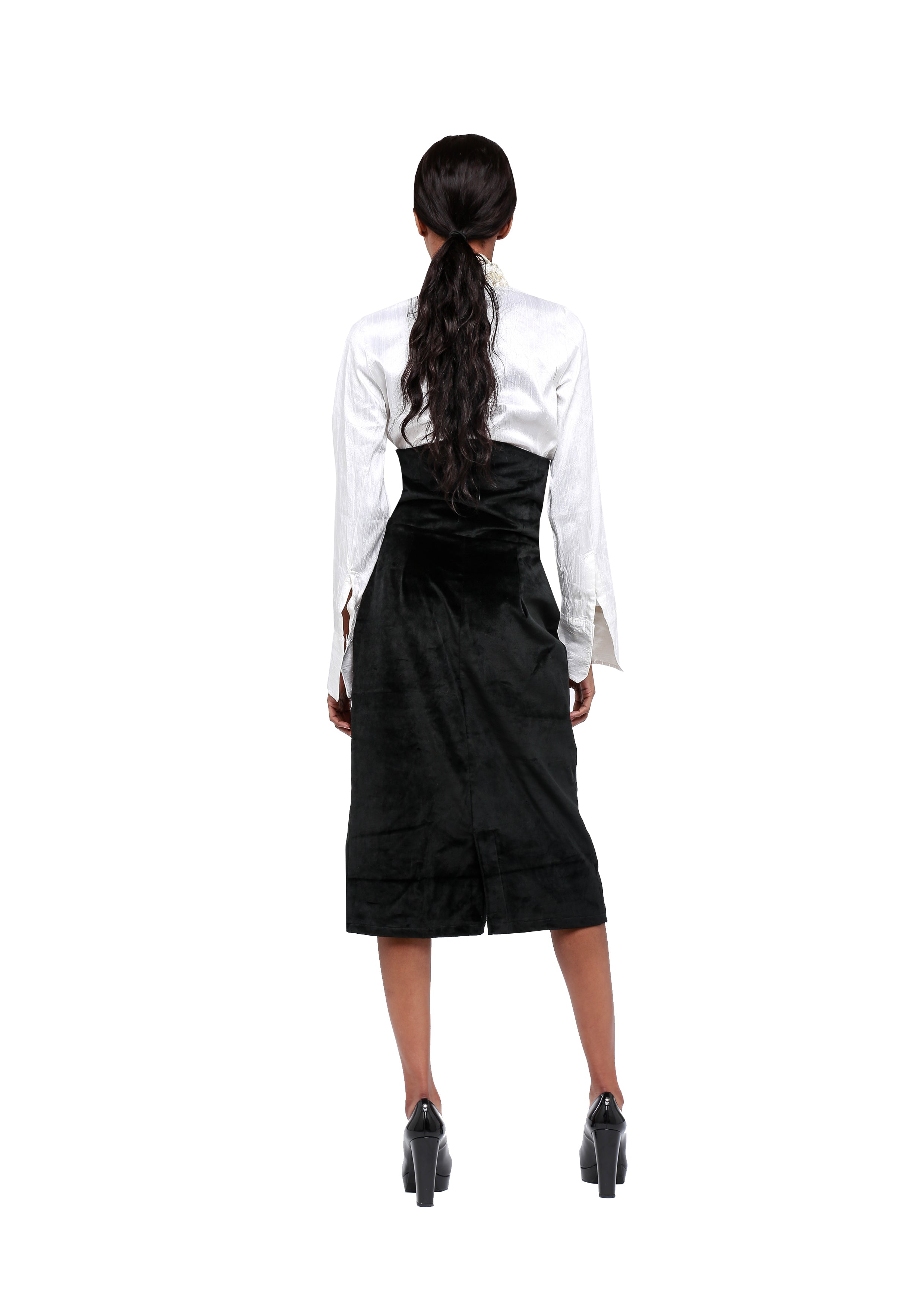 EMBROIDERED COLLAR FITTED SILK SHIRT