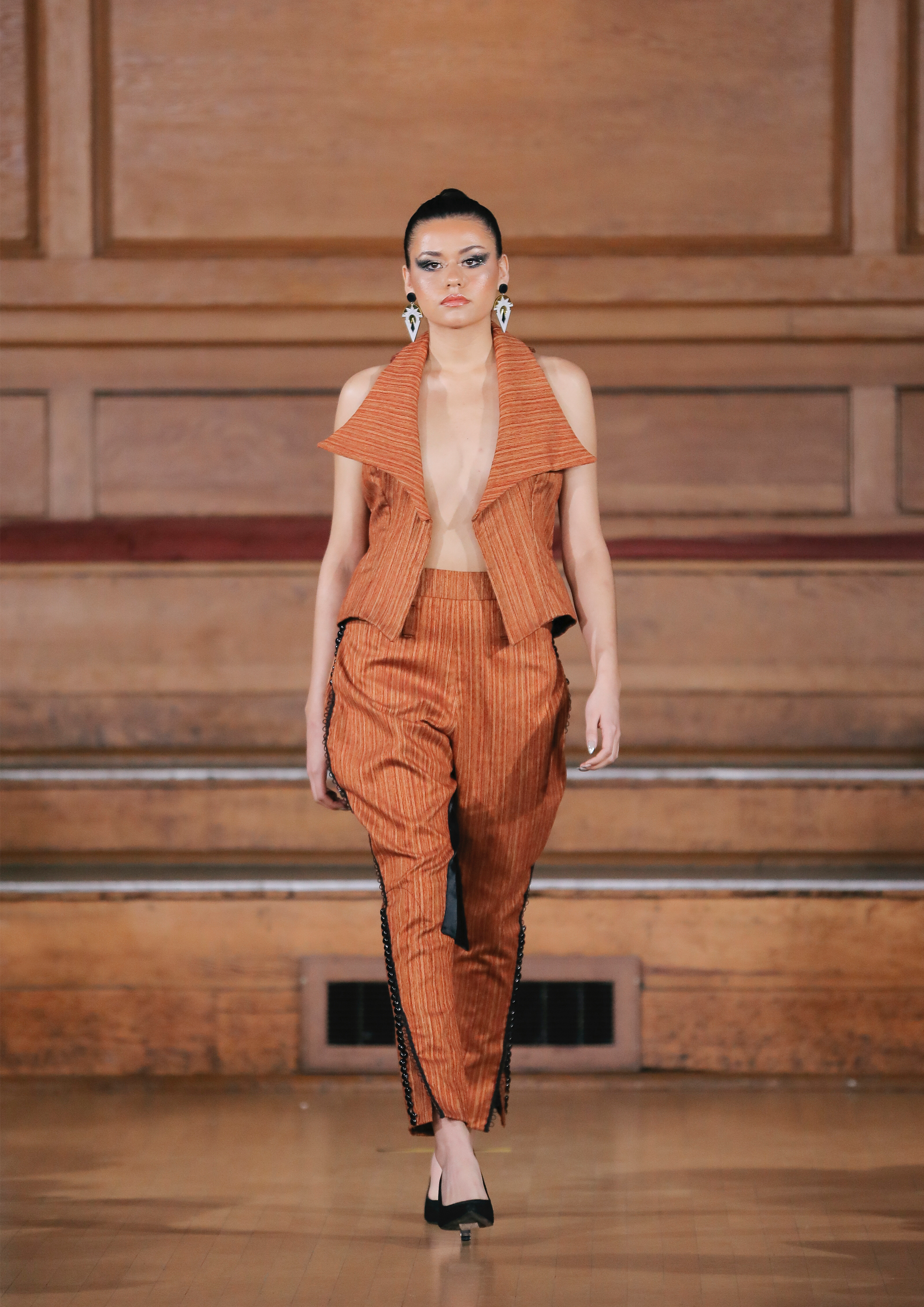 BUTTON-UP STRIPED JODHPURS & WAISTCOAT