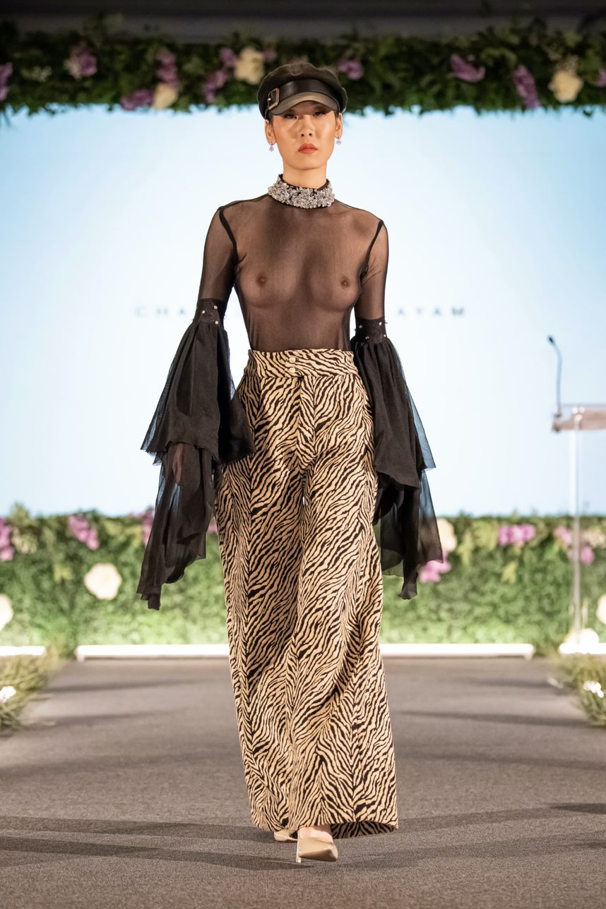 WIDE LEG WOVEN TIGER TROUSER