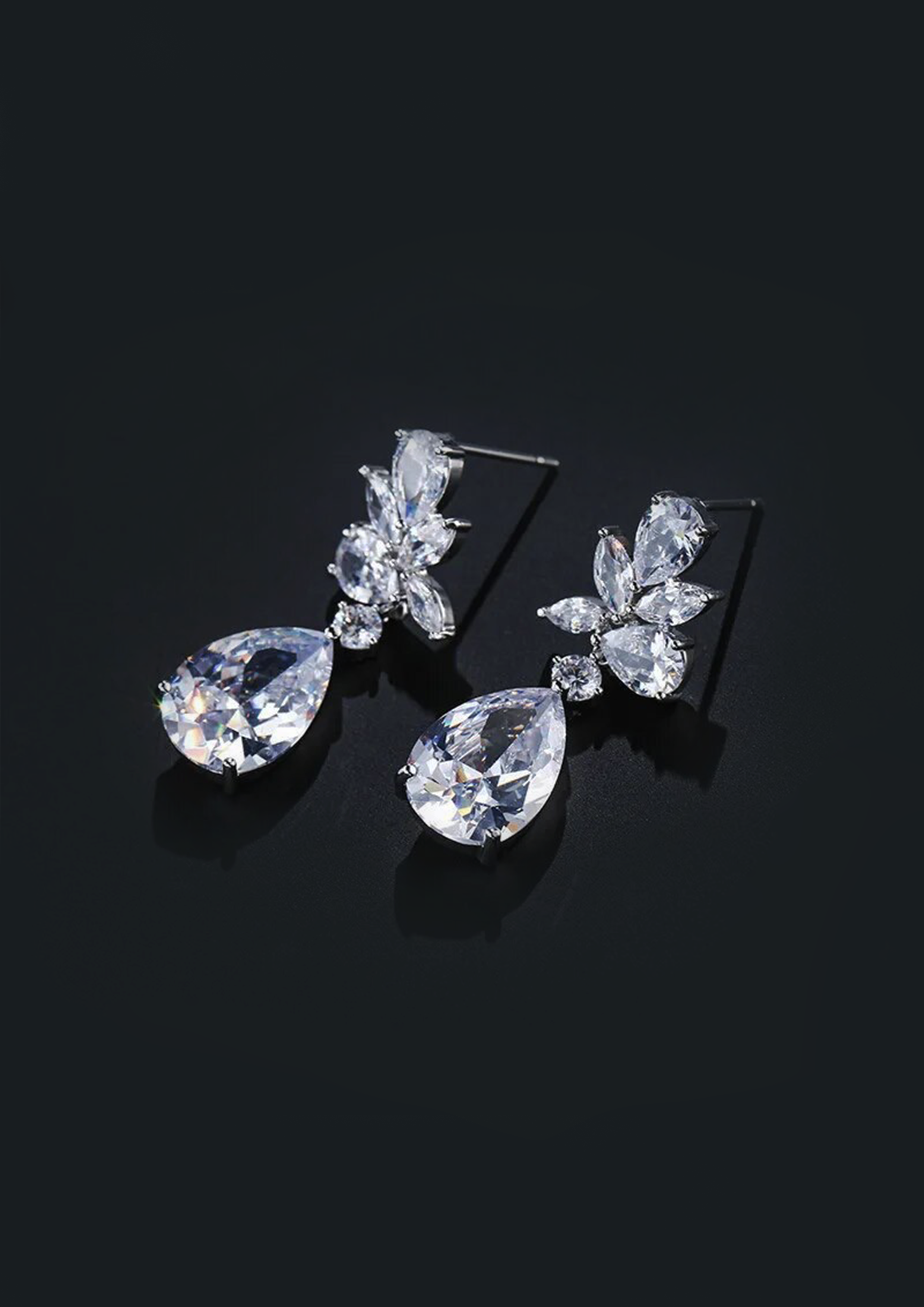 VANESSA DROP EARRINGS