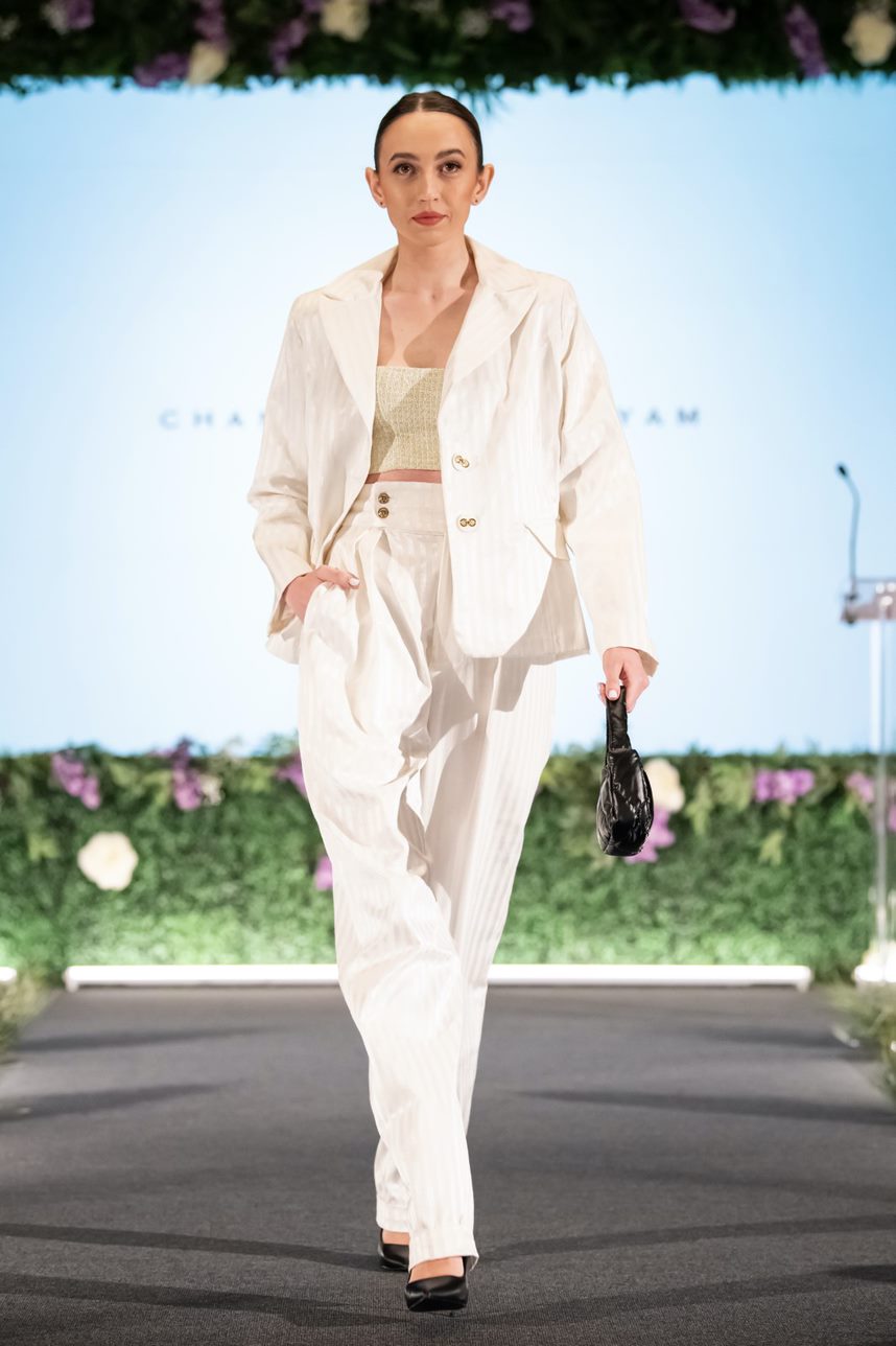 STRIPED TAILORED IVORY SUIT JACKET